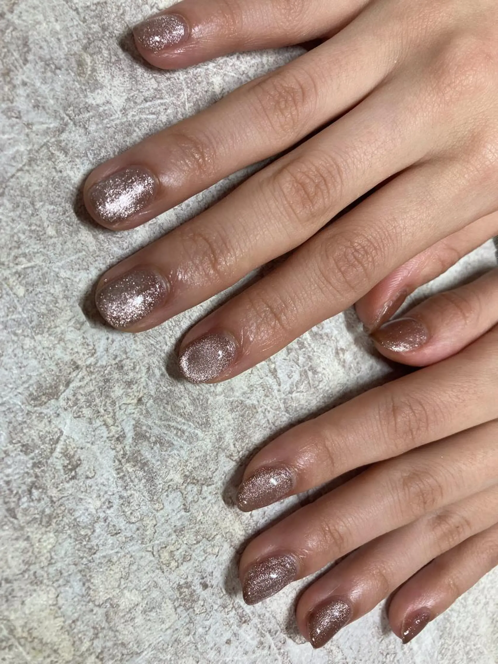 ネイル ブラウン マグネットネイル mogunail &blowのネイルデザイン