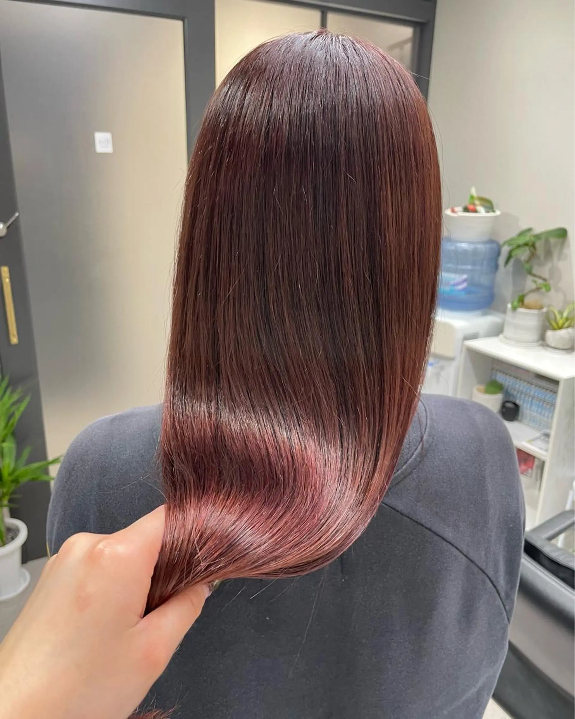 セミロング カット ヘアカラー 🌸インナーカラー 🌸藤井春華のヘアスタイル