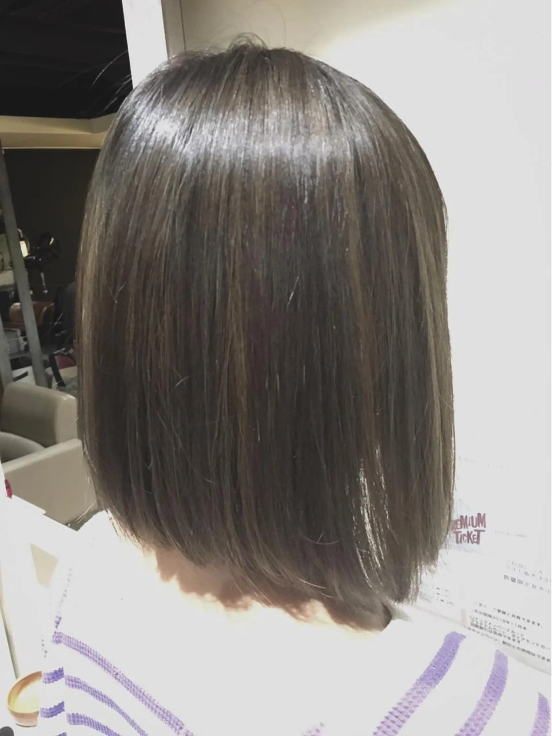 ミディアム カラー アッシュ ブリーチ 透明感カラー ダブルカラー グレージュ newi 京橋 【yuuki】のヘアスタイル