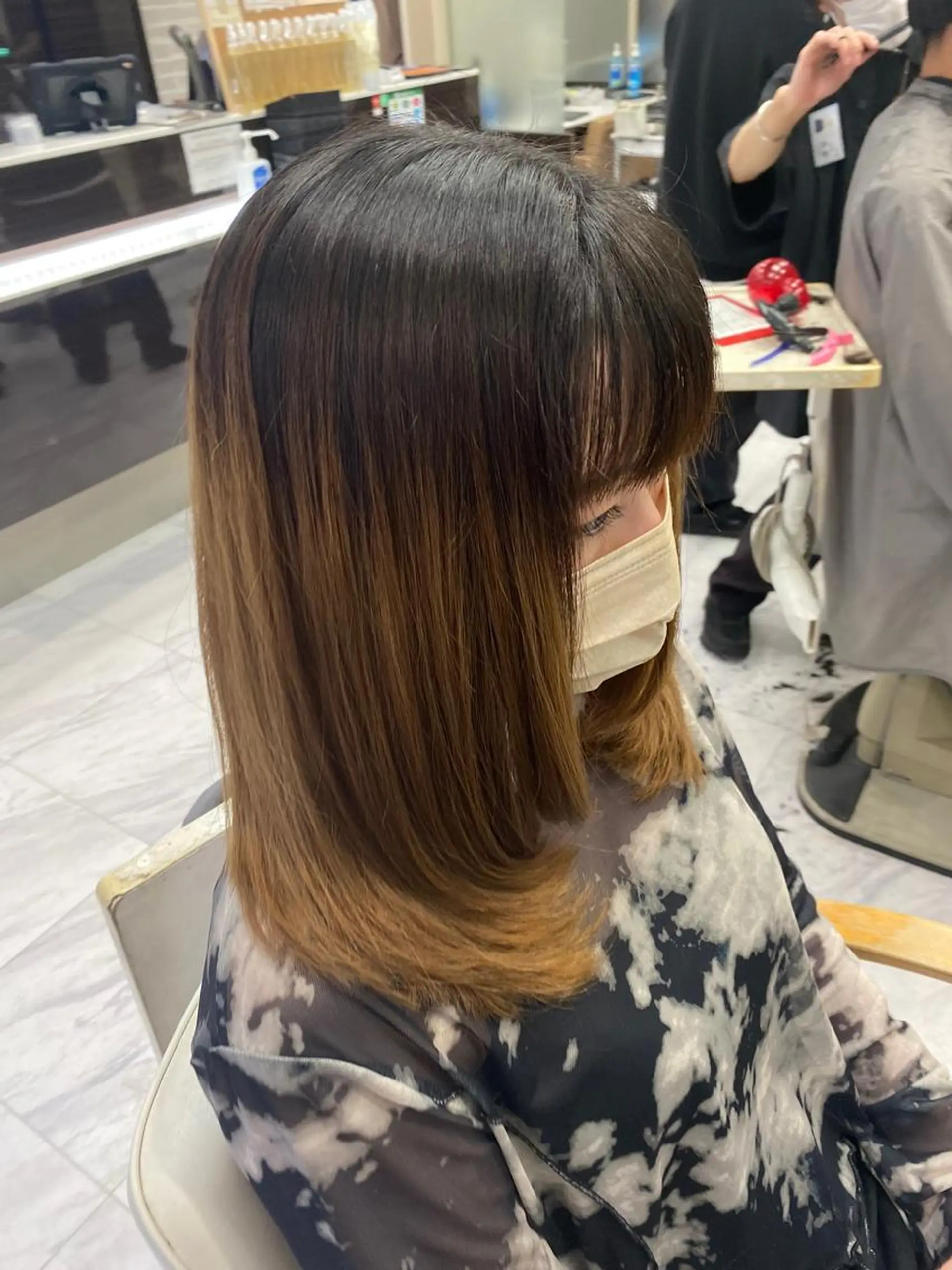 ロング レイヤーカット シャギー Zina 大宮所属・目黒 碧人のヘアスタイル