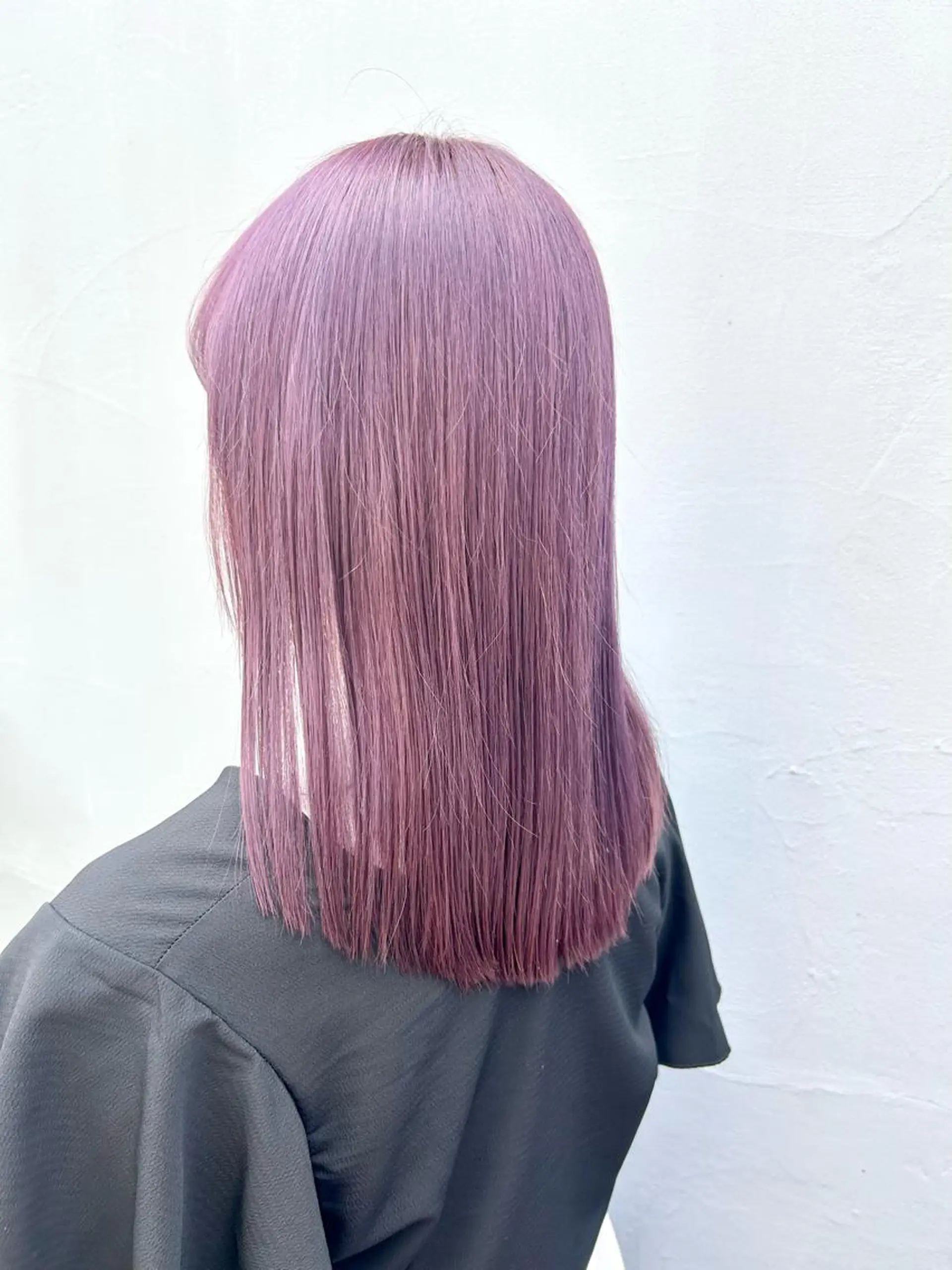 ミディアム カラー ヘアカラー 🤎指名No.1ハイ トーン🤎日向花🤎のヘアスタイル