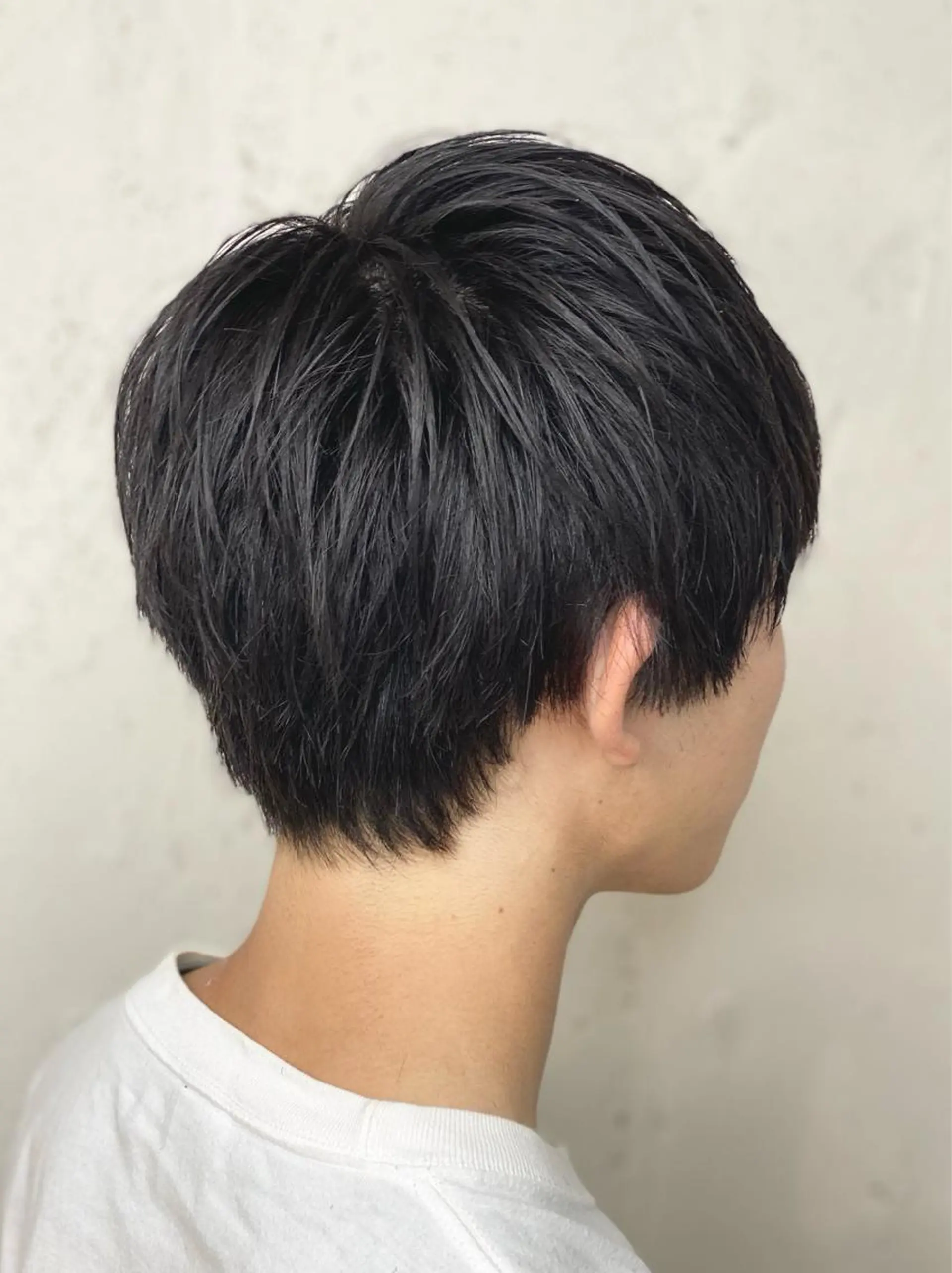 ミディアム メンズ 岩倉 諒のヘアスタイル