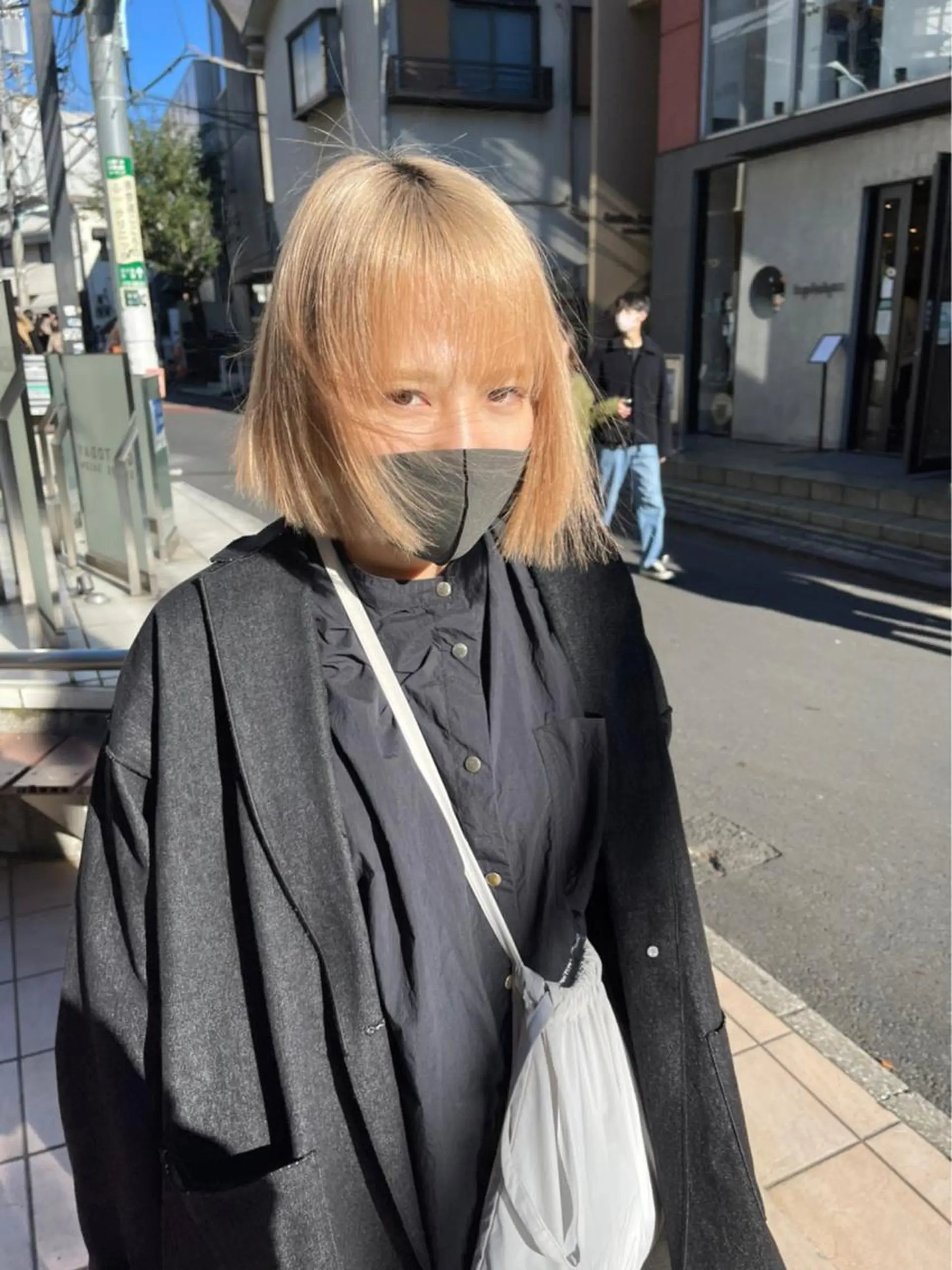 ショート カラー ブリーチ ケアブリーチ デザインカラー ダブルカラー イヤリングカラー ARCANAブリーチ ダブルカラー🌟原宿のヘアスタイル