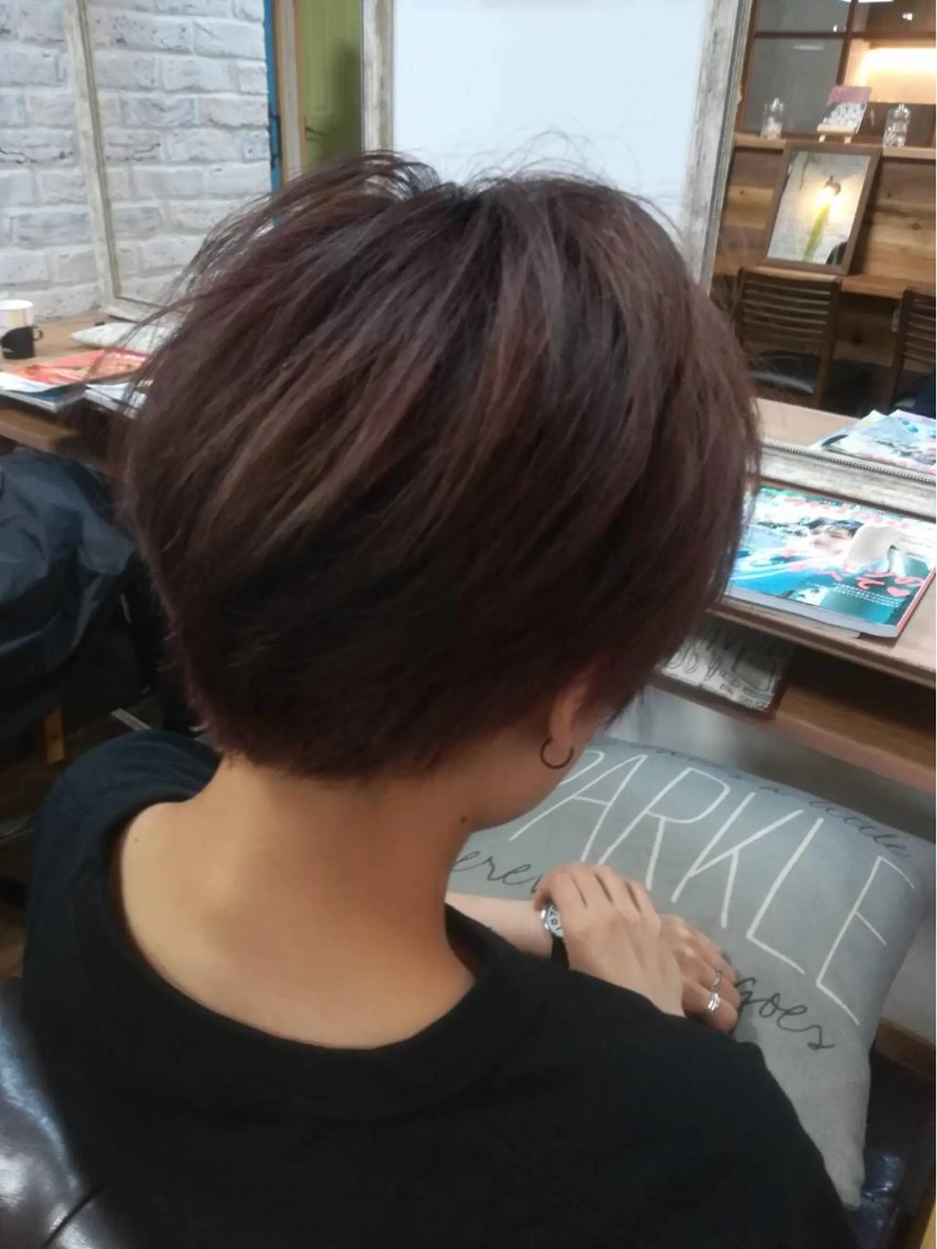 ショート カラー ブラウンカラー カッパーブラウン yui .のヘアスタイル