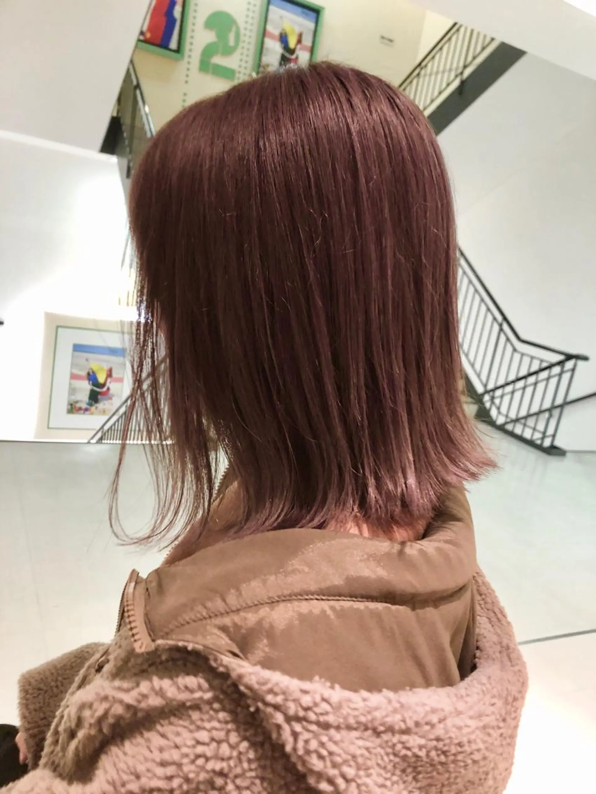 ミディアム カラー ベージュカラー ラベンダーカラー ラベンダーベージュ カット ヘアカラー トリートメント 高橋 芽衣のヘアスタイル