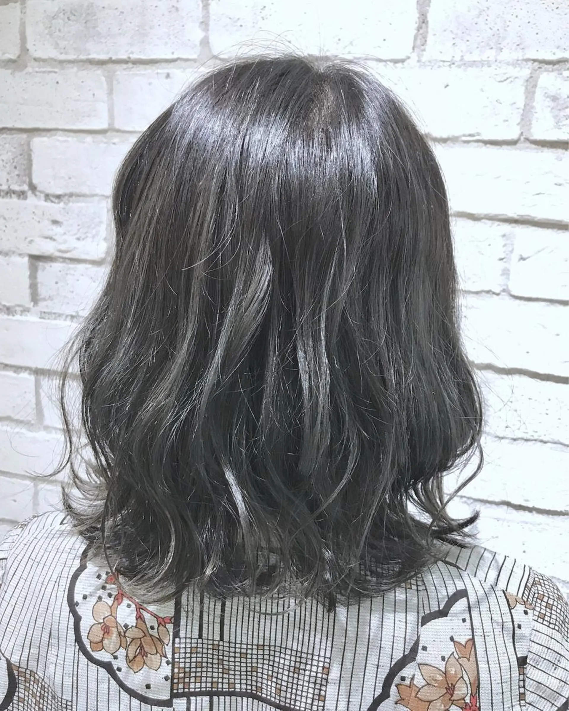 ミディアム カラー パーマ ヘアアレンジ ブルーカラー ブルージュ カット ヘアカラー トリートメント filo byFeria渋谷所属・縮毛矯正/美髪 髪質改善/石田幸輔のヘアスタイル
