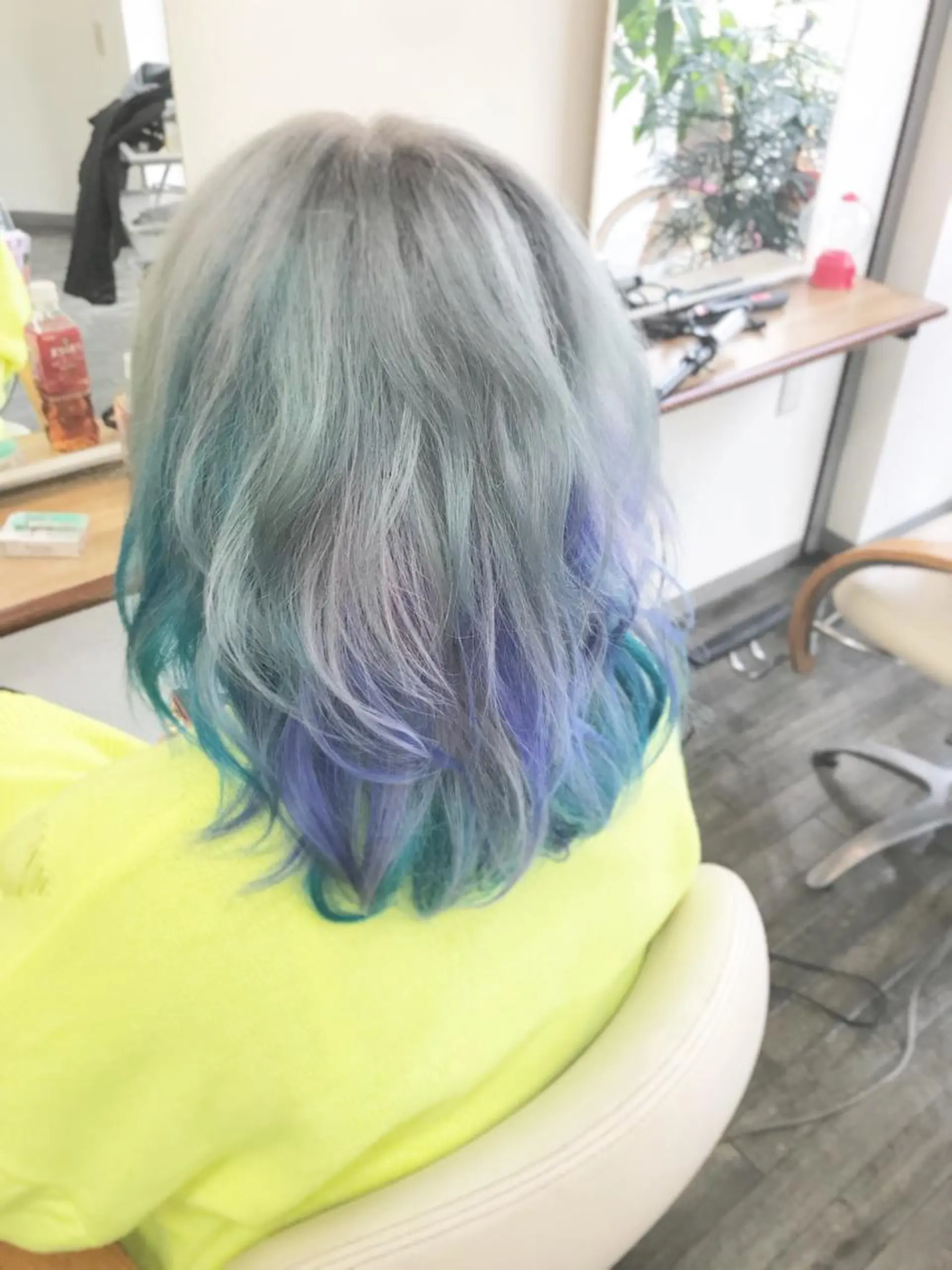 ミディアム カラー ブリーチ ユニコーンカラー 芝 幸大のヘアスタイル