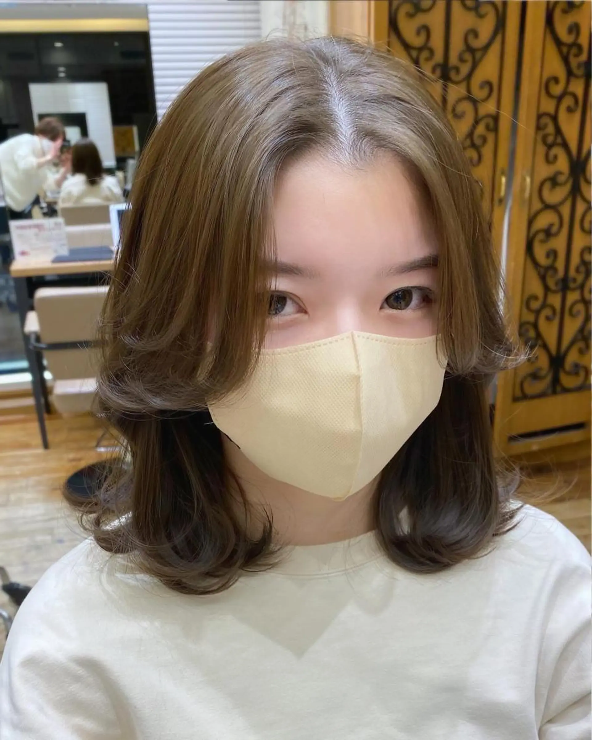 ミディアム カラー 顔まわりカット🌟 くびれヘア/寺門遥輝のヘアスタイル