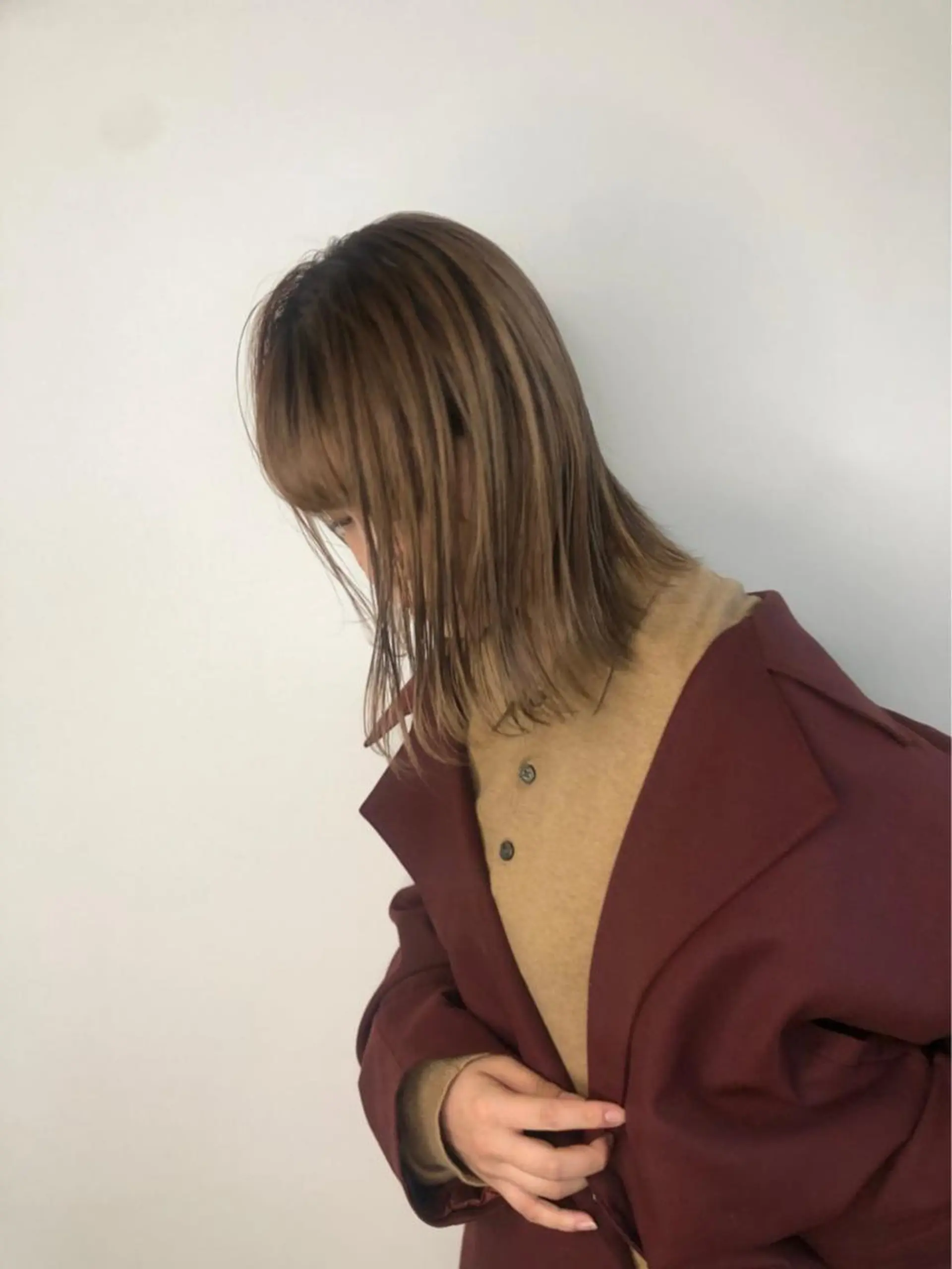 ミディアム カラー ベージュカラー ブリーチ 内野 龍海 / レイヤーカットのヘアスタイル