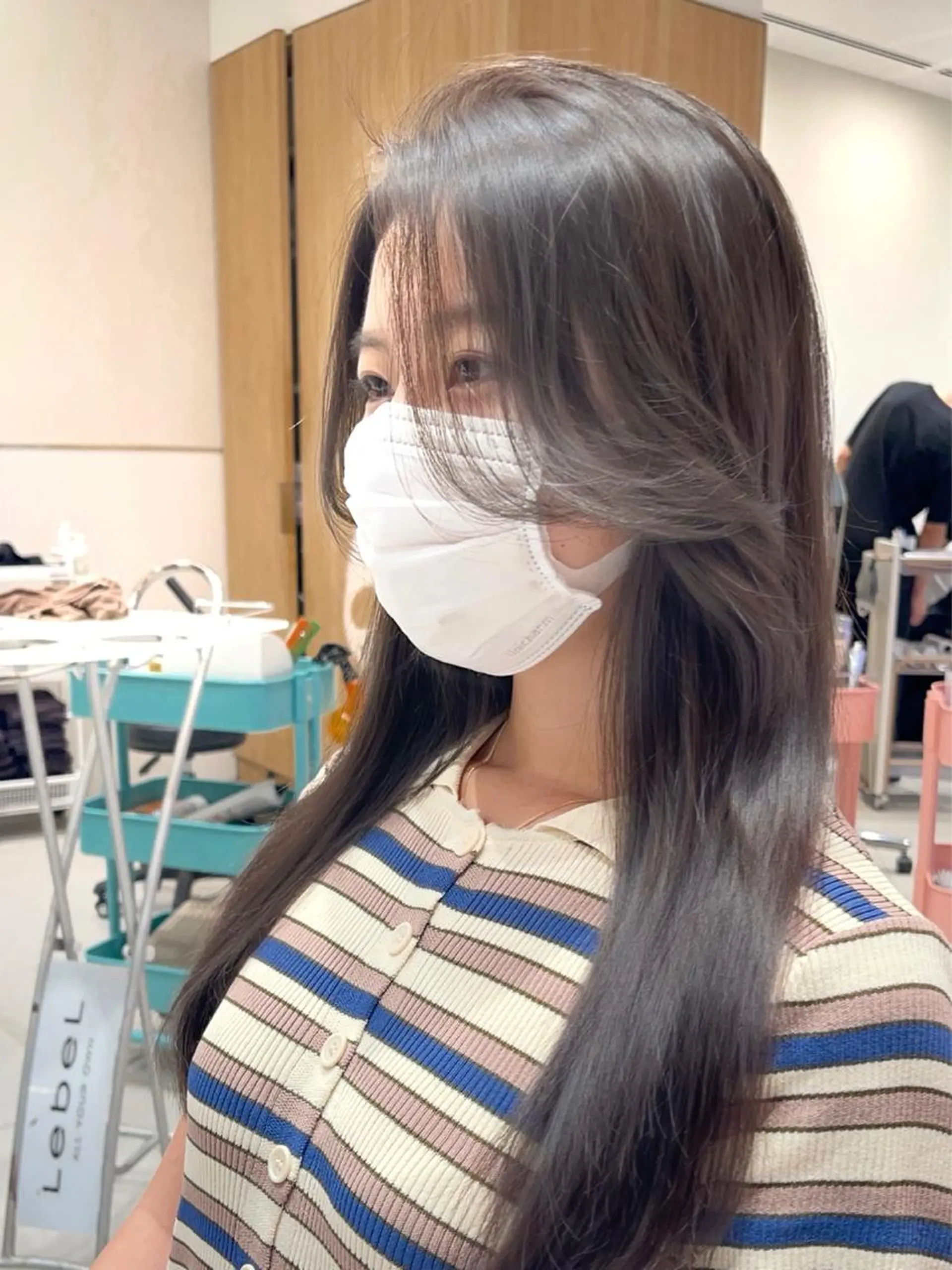 ショート カラー アディクシーカラー ベージュカラー 透明感カラー イヤリングカラー グレージュ 顔周り特化/韓国ヘア /レイヤー/吉野幸大のヘアスタイル