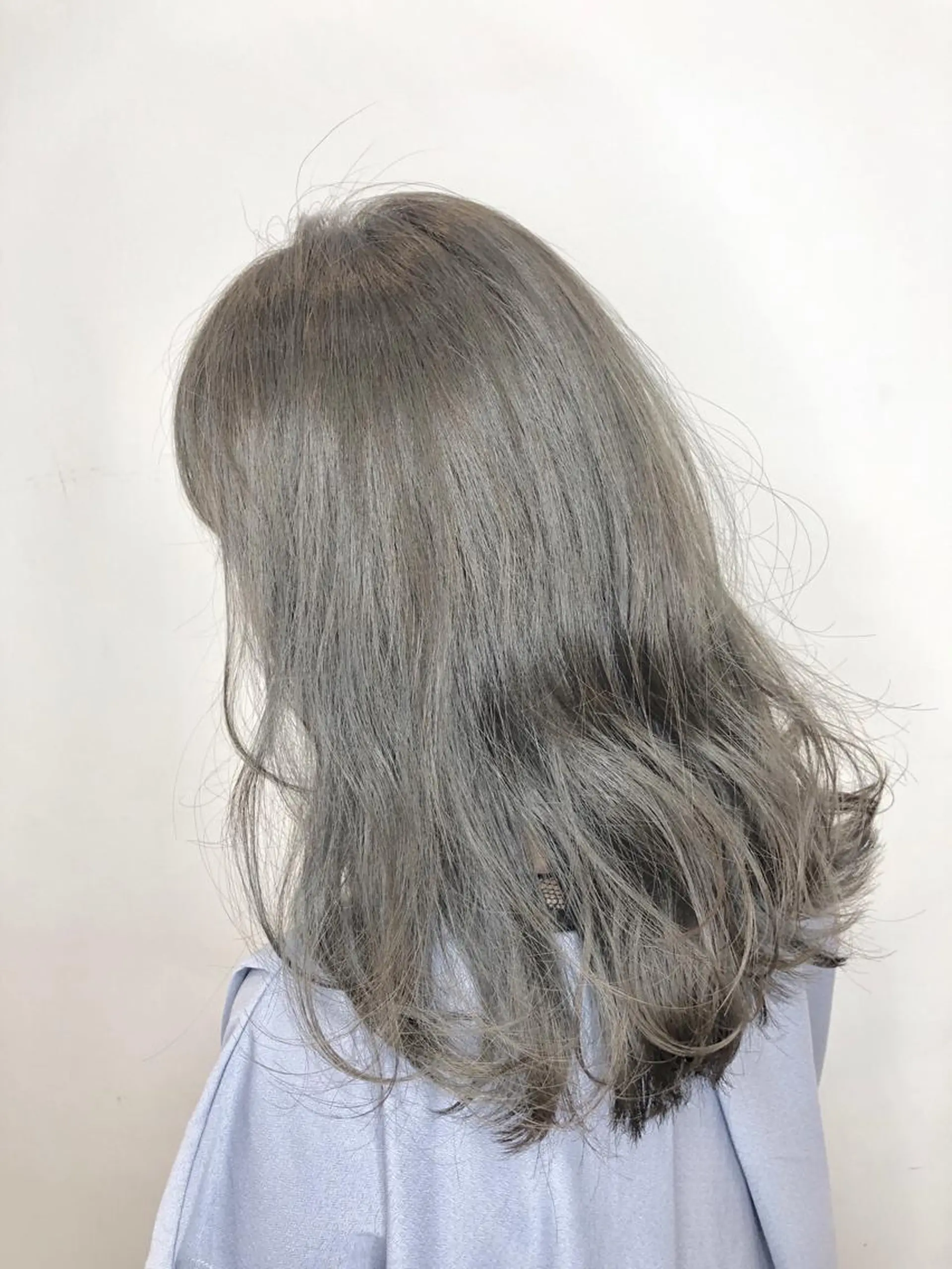セミロング カット ヘアカラー シールエクステ×美髪 改善/ヨシモトカンジのヘアスタイル