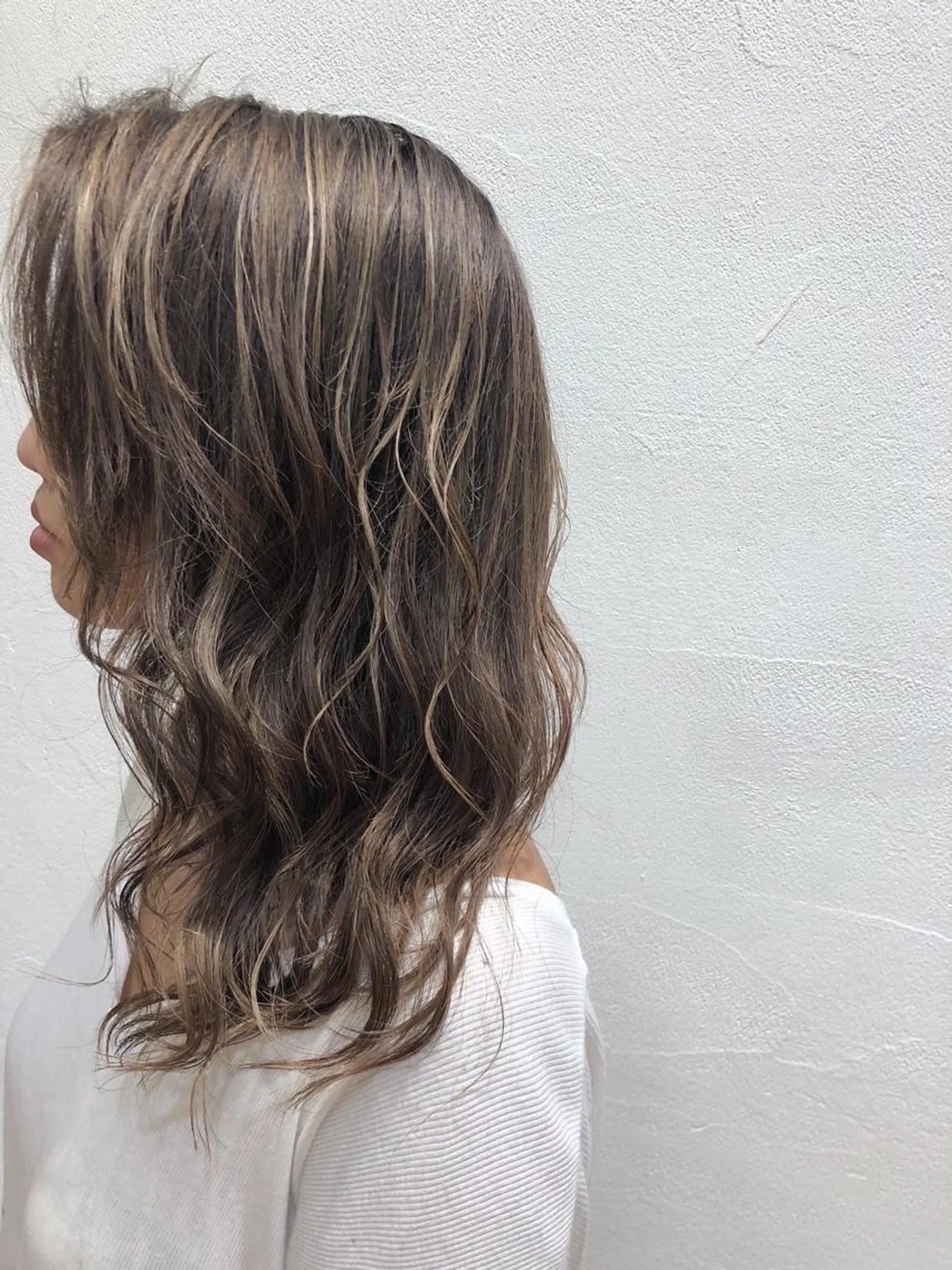 ミディアム カラー ハイライトカラー ハイライト メンズカット特化柏駅 徒歩3分LOUのヘアスタイル