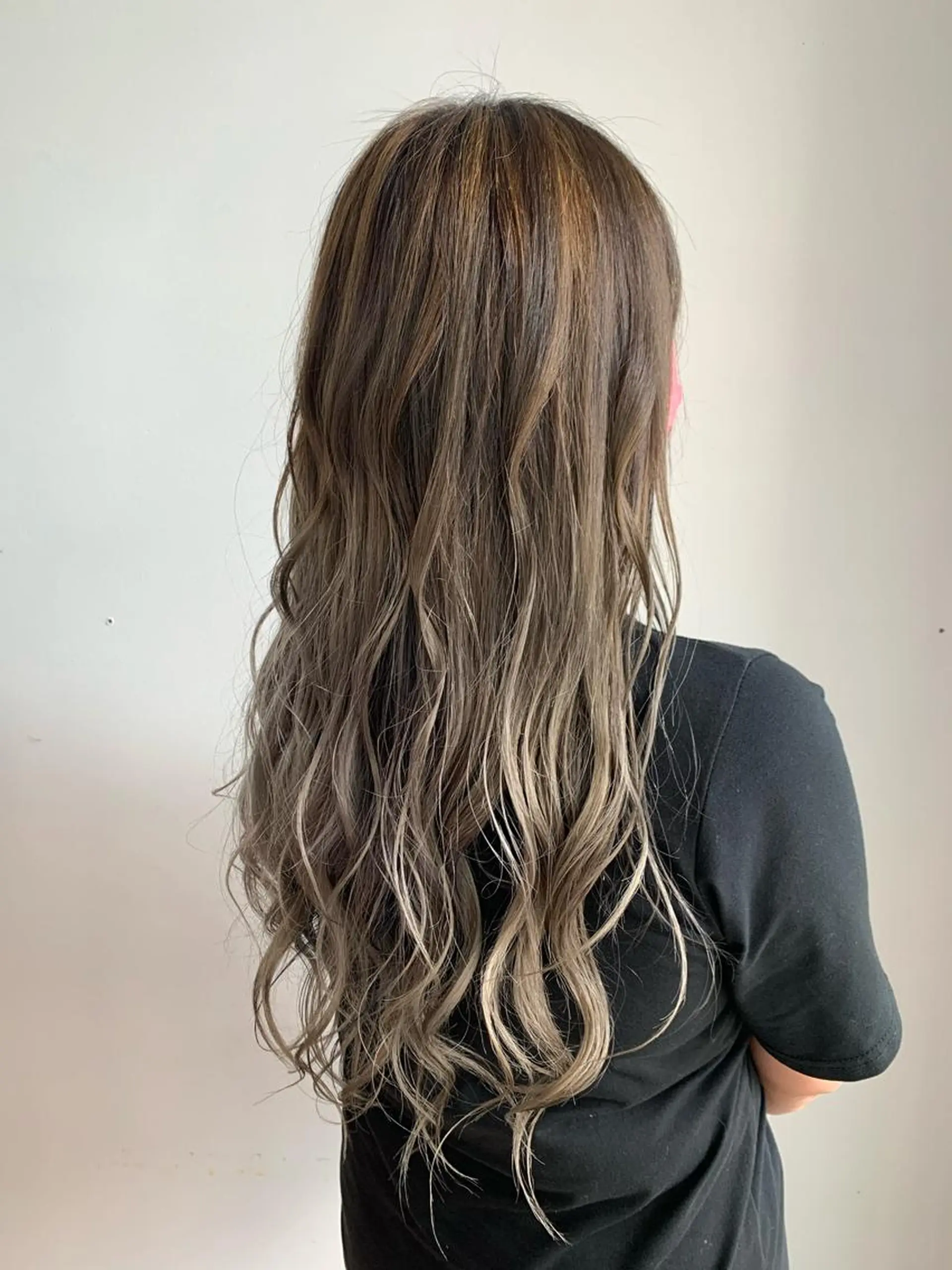 ロング カット ヘアカラー トリートメント 榎本 美雪のヘアスタイル