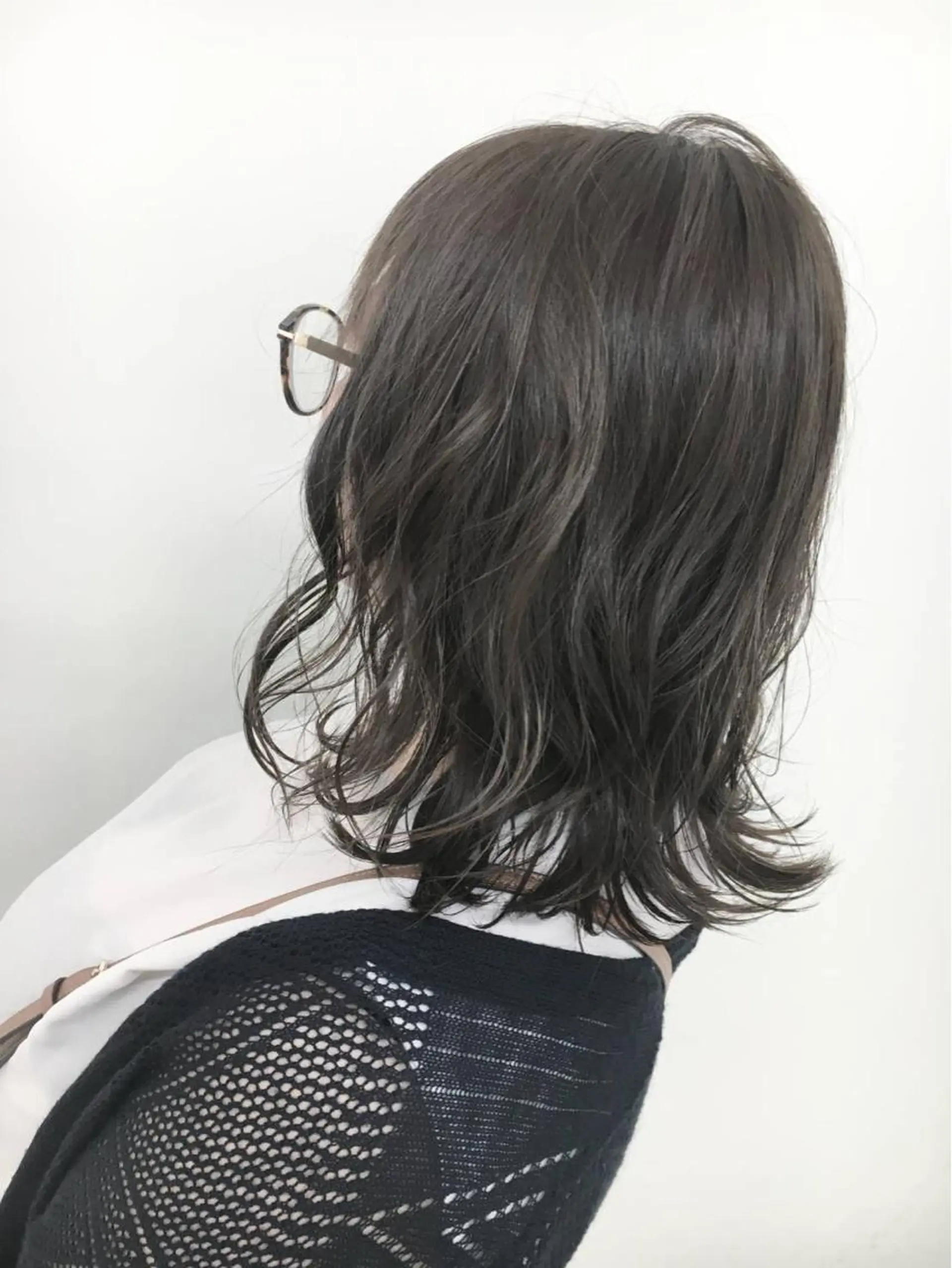 ミディアム カラー ヘアカラー ヘッドスパ LaRmE Ayumi.のヘアスタイル