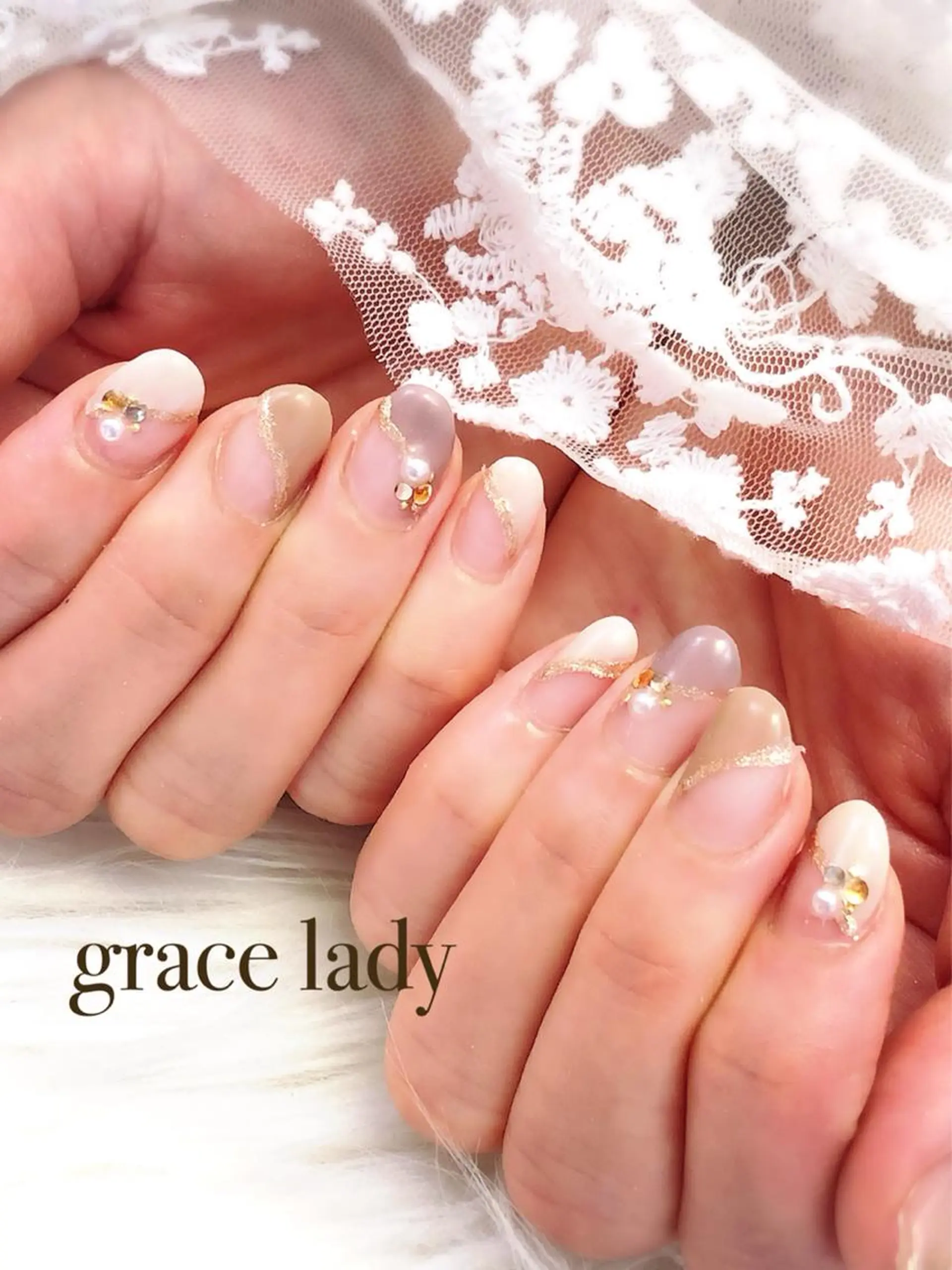 ネイル 深爪矯正長さ出し専門 グレースレディのネイルデザイン