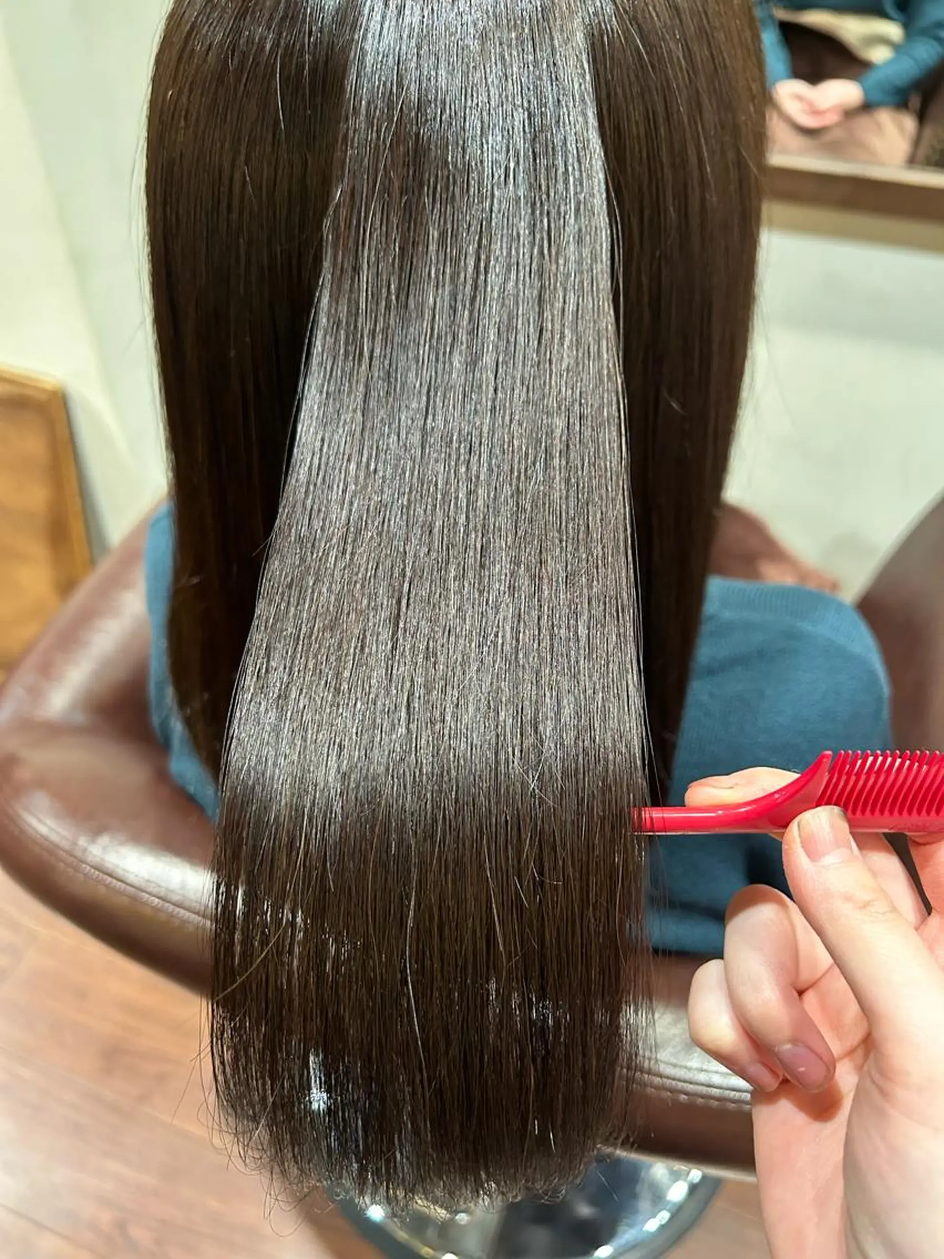 セミロング 水谷 菜央のヘアスタイル