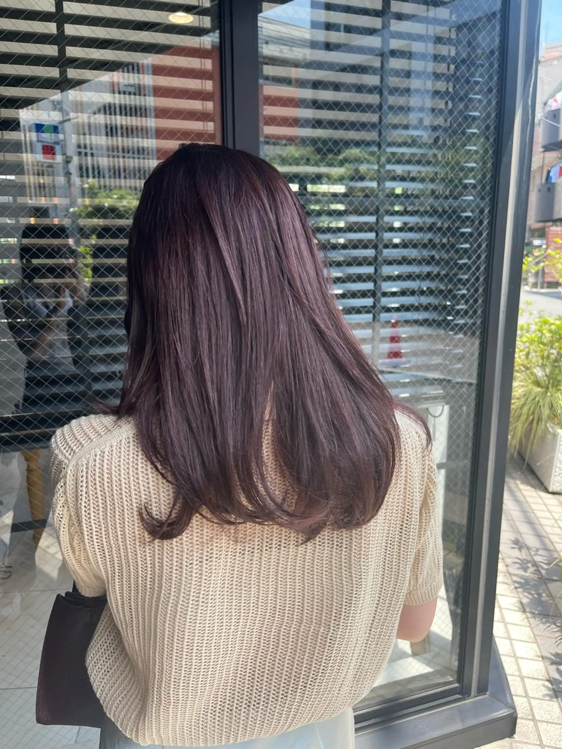 セミロング カラー ラベンダーカラー ラベンダーグレー ラベンダー/レイヤー スタイル🤎mamiのヘアスタイル