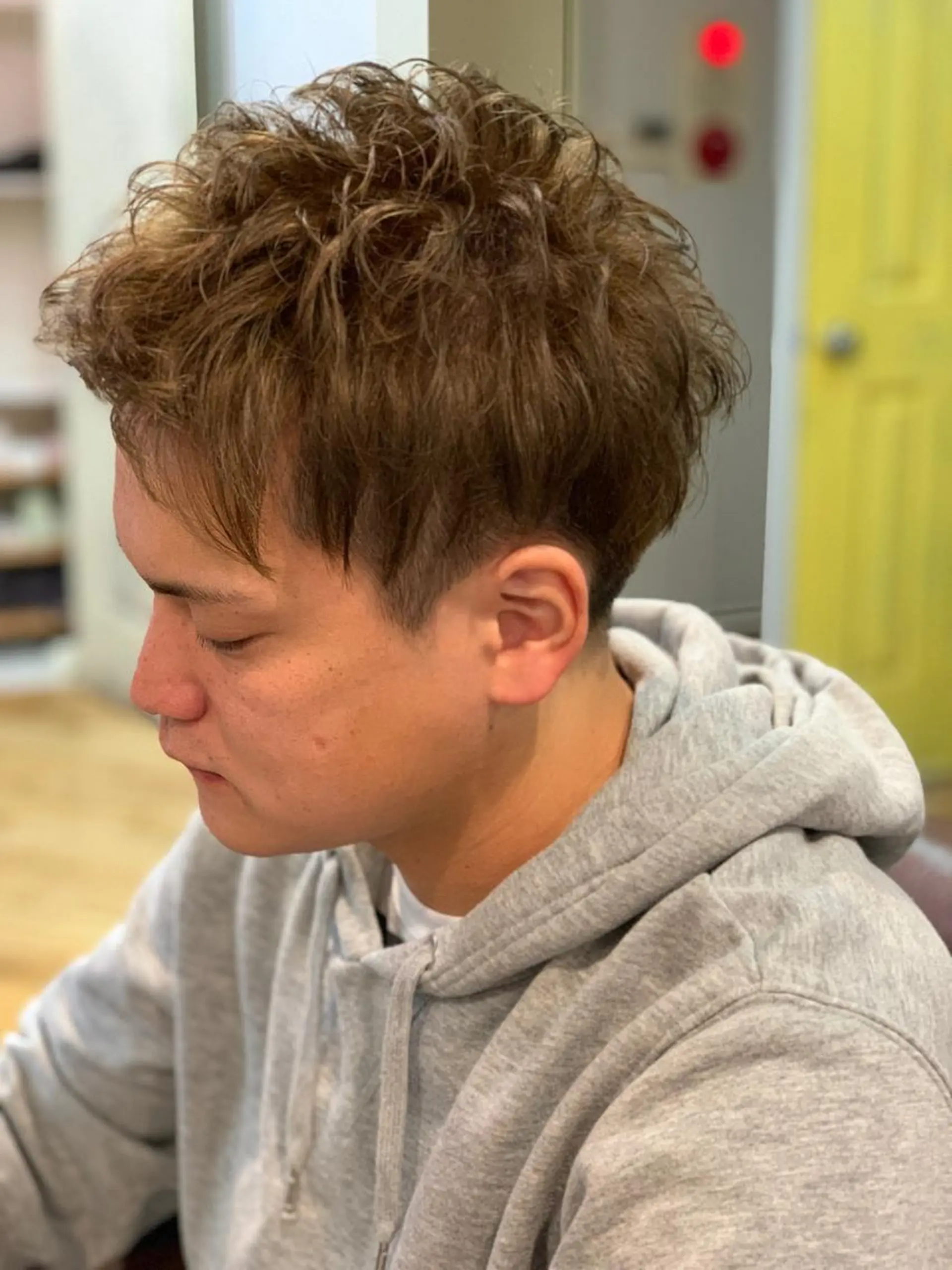 ショート カラー アッシュ レイヤーカット カット パーマ 廣瀬 智志のヘアスタイル