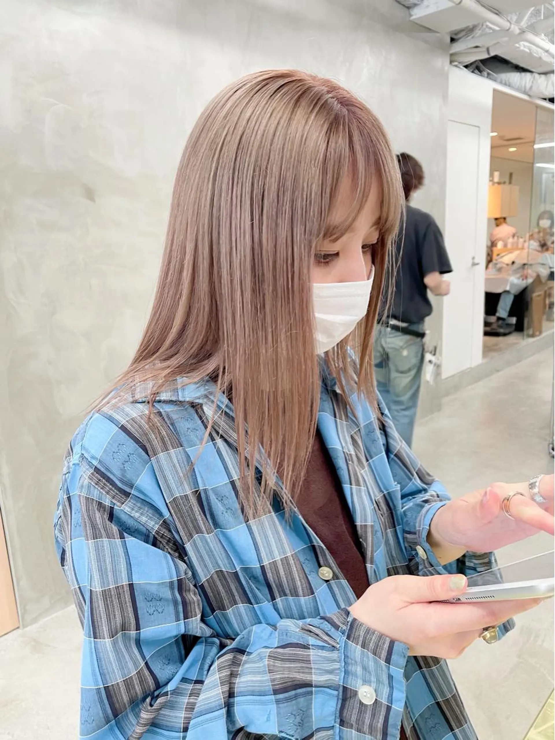 セミロング カラー カット ヘアカラー トリートメント 似合わせ｜レイヤー 🪩yurikaのヘアスタイル