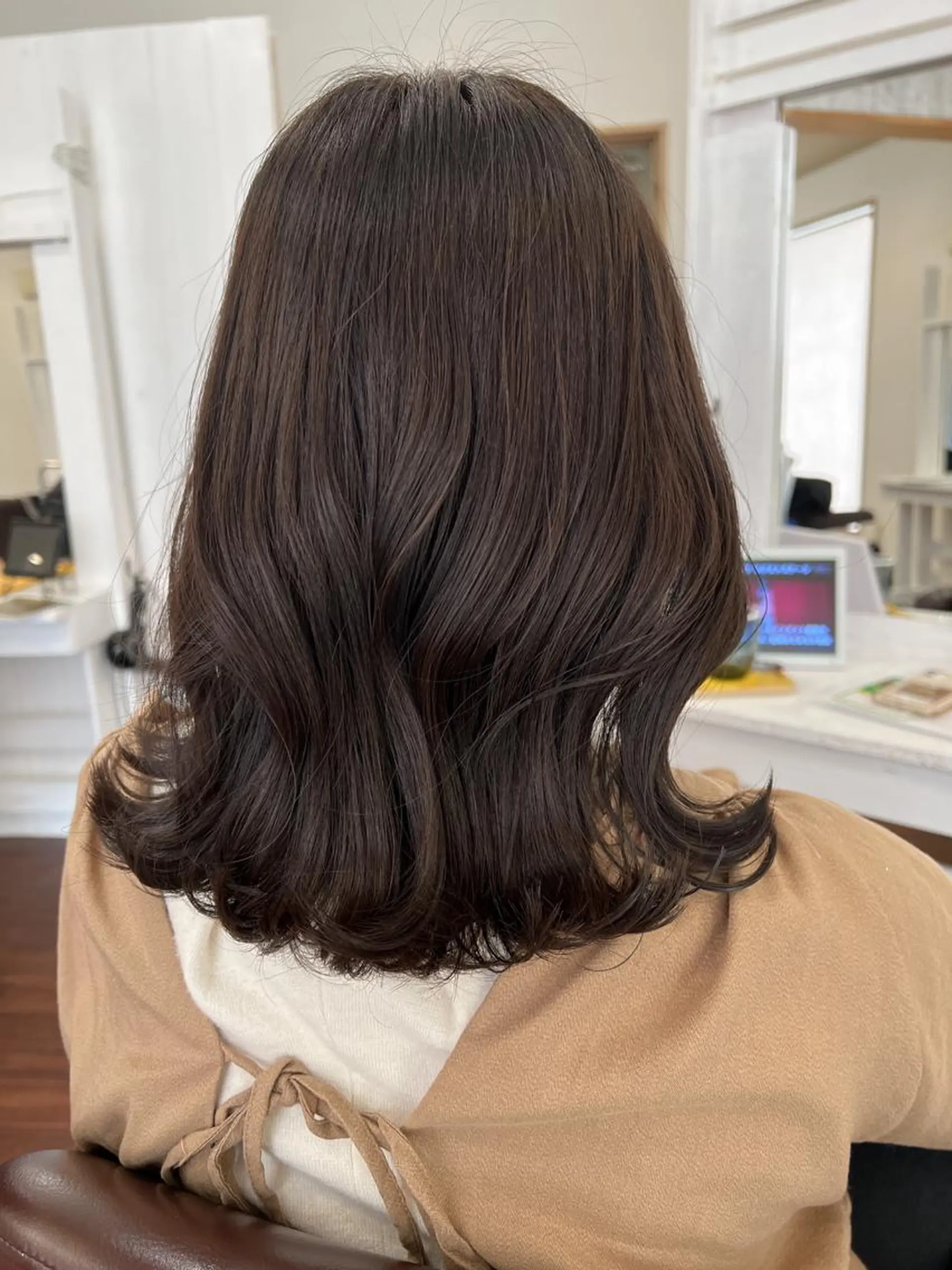 セミロング カラー カット ヘアカラー ALO art hair所属・  AYARIのヘアスタイル