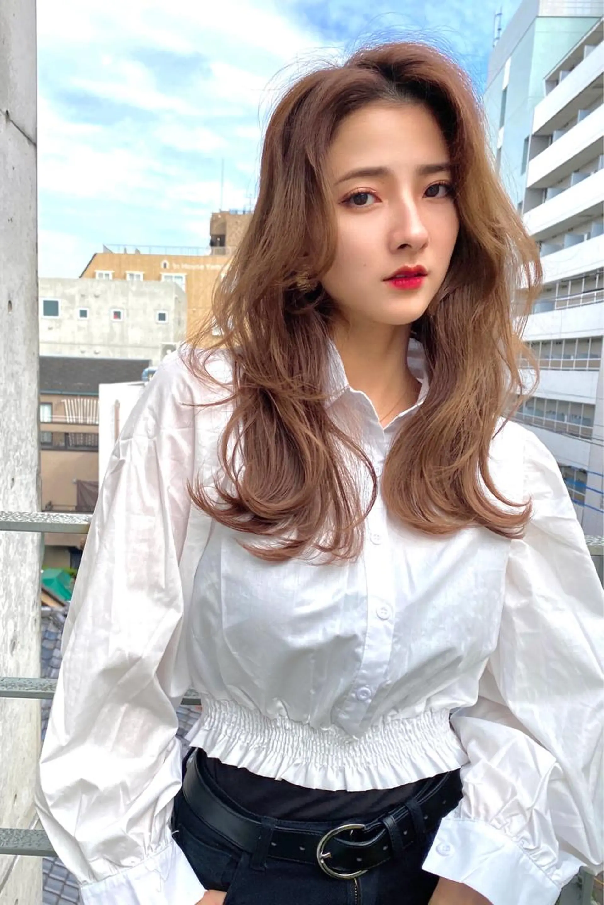 ロング カラー ブリーチ ケアブリーチ ハイライトカラー くびれヘア ハイライト 似合わせレイヤー 🇰🇷荒木洋文のヘアスタイル