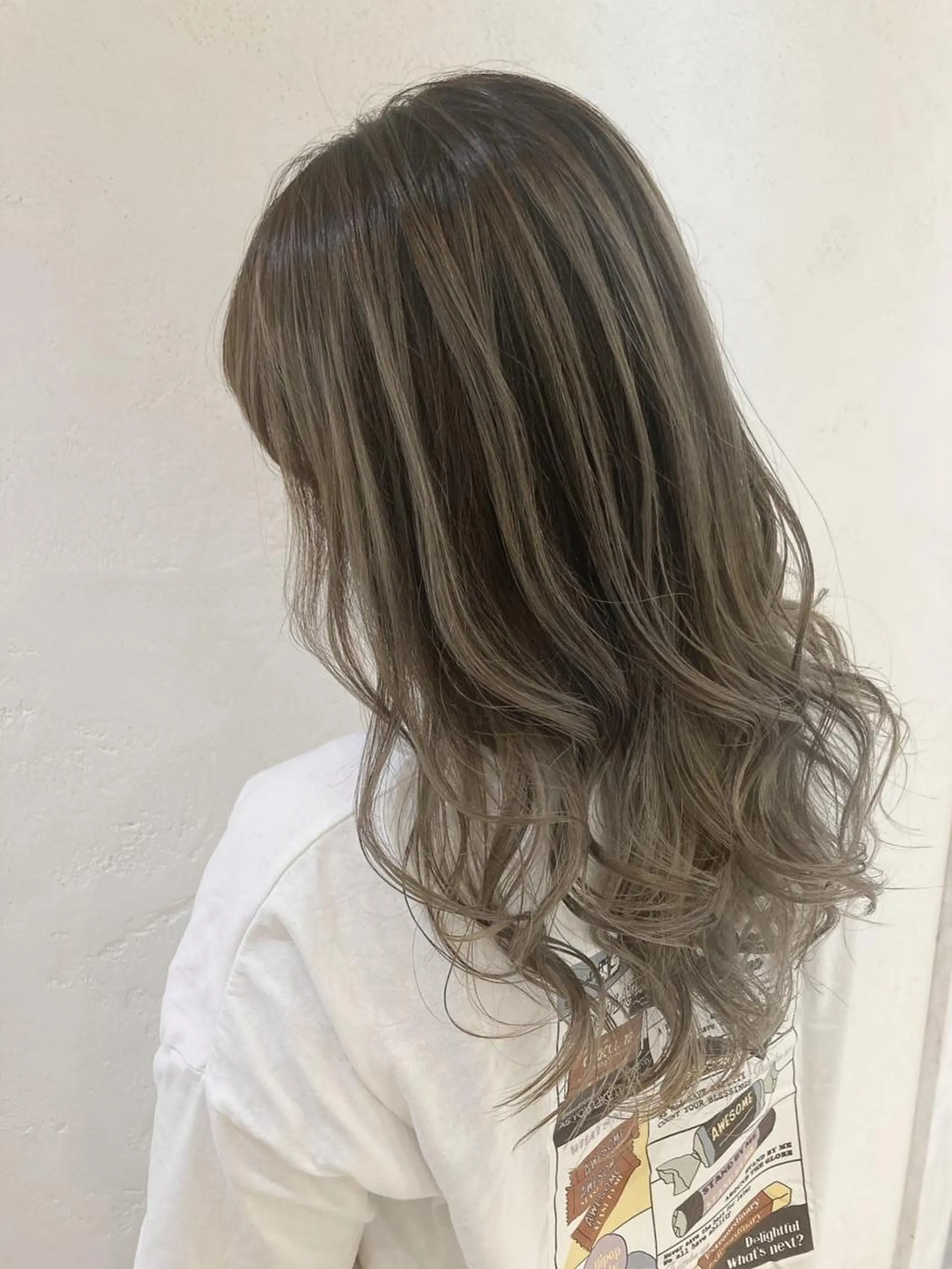ロング カラー パーマ ヘアカラー トリートメント 🌿アロマヘアルーム 新宿店✂︎のヘアスタイル