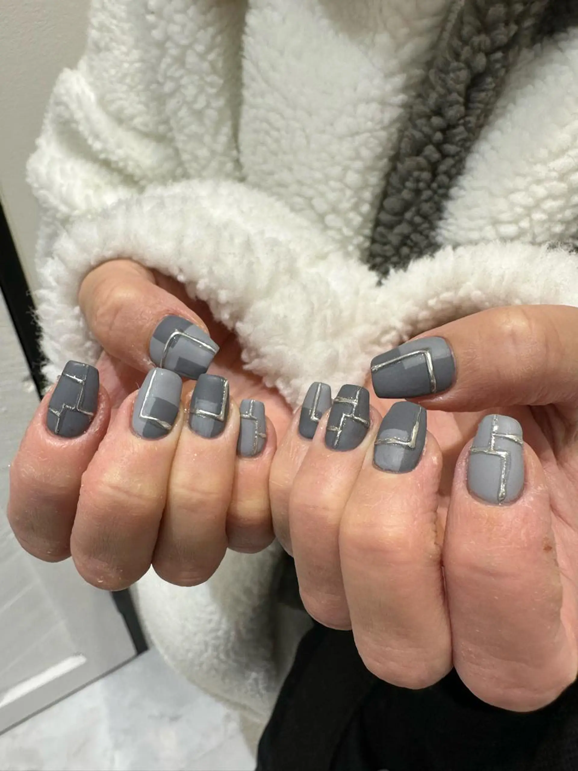 ネイル 個性派ネイル 🌼 ハルカ ♡の眉毛・アイブロウイメージ