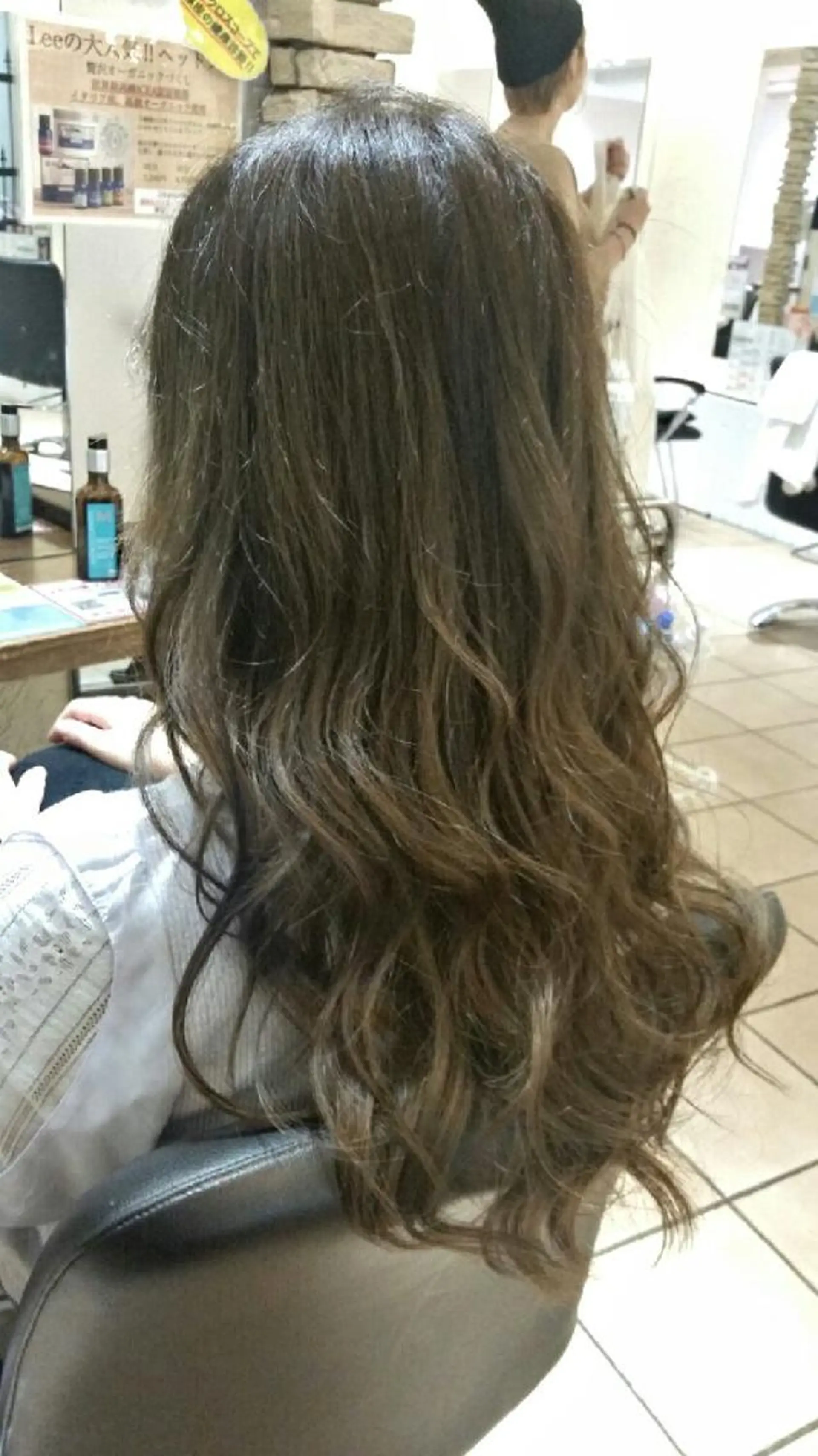 セミロング ロング カラー ヘアアレンジ グレージュ カーキグレージュ 【髪質改善美容師】t occa茨木篠原健太のヘアスタイル