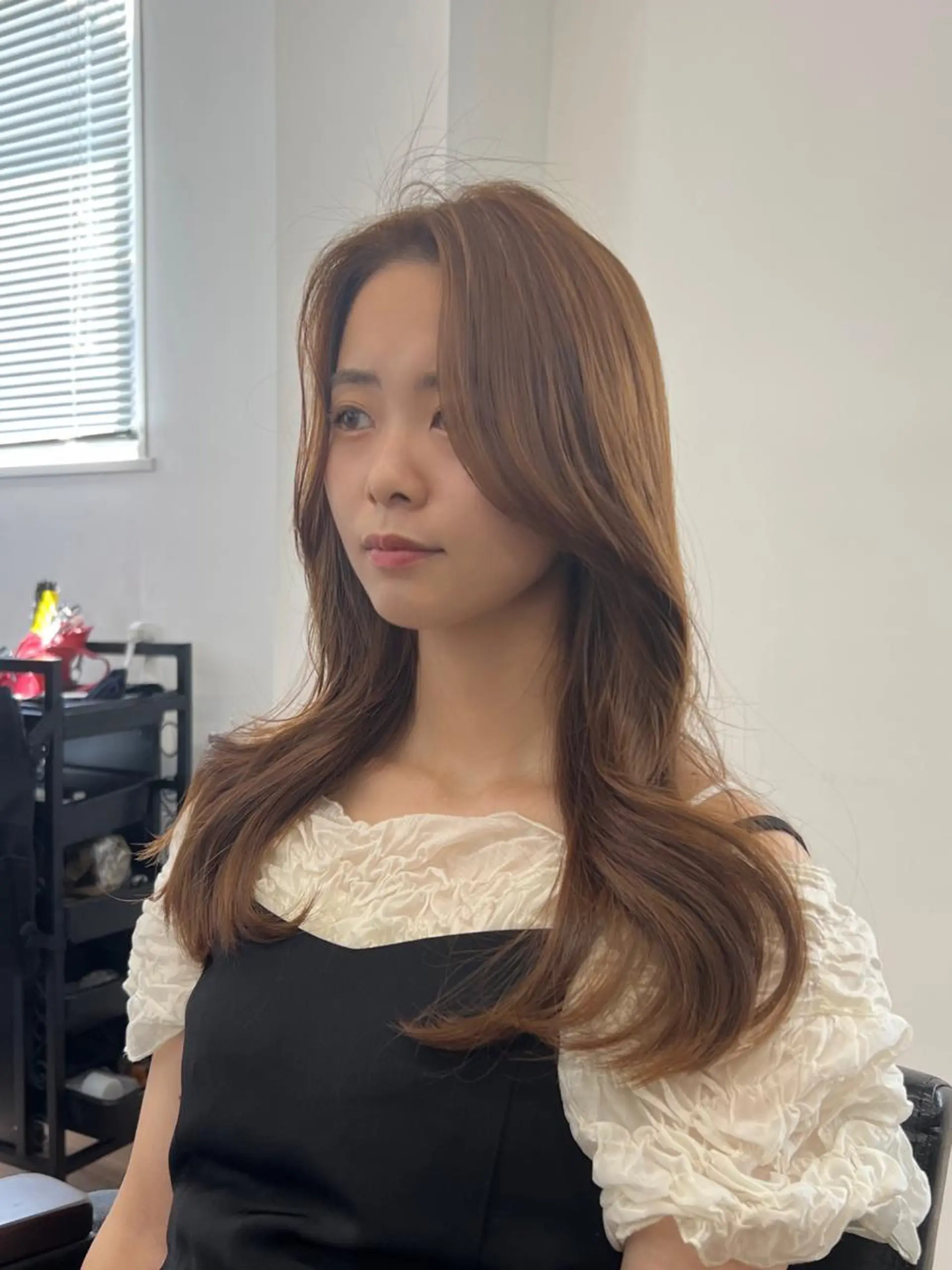 セミロング カラー パーマ ヘアアレンジ メンズ キッズ ネイル マツエク・マツパ アイブロウ メンズインナーカラー メンズ韓国風 黒髪 ブルーカラー ブルーブラック 渋谷レイヤーカット❌ 縮毛矯正専門/武田涼のヘアスタイル