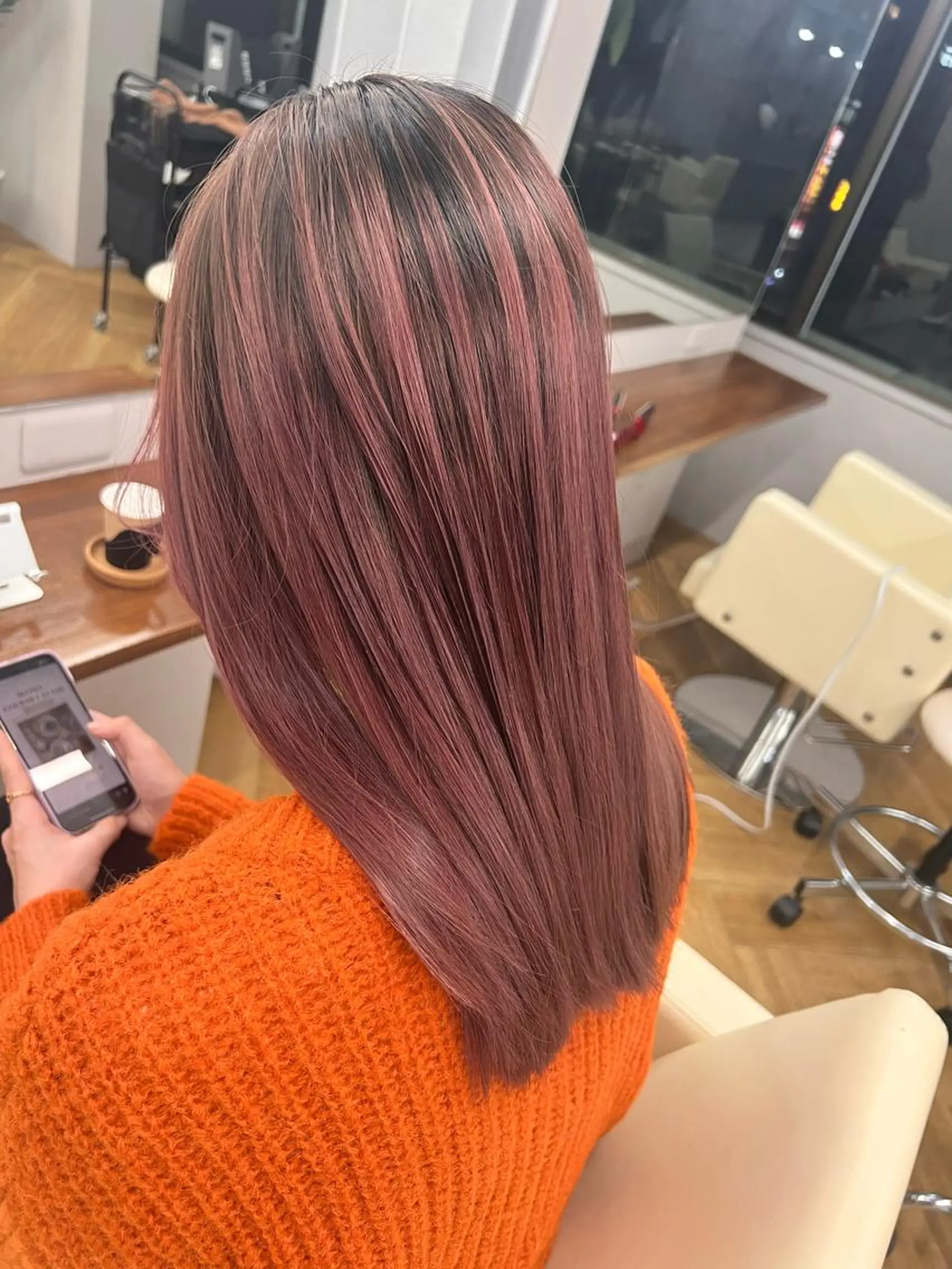 セミロング ヘアカラー 福田 美波のヘアスタイル