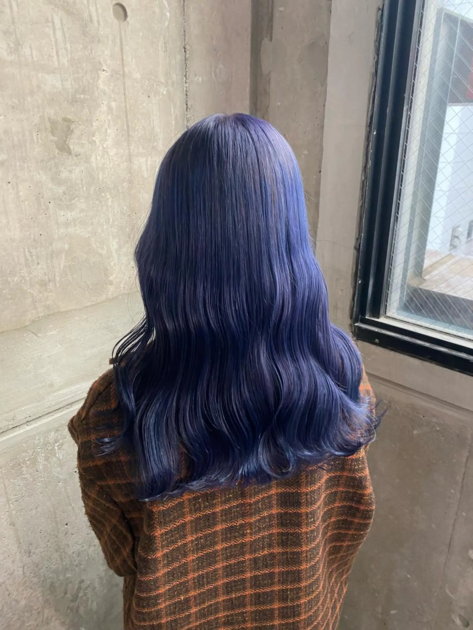 ロング カラー ヘアアレンジ 🩵色落ち可愛い 寒色カラー🩵のヘアスタイル