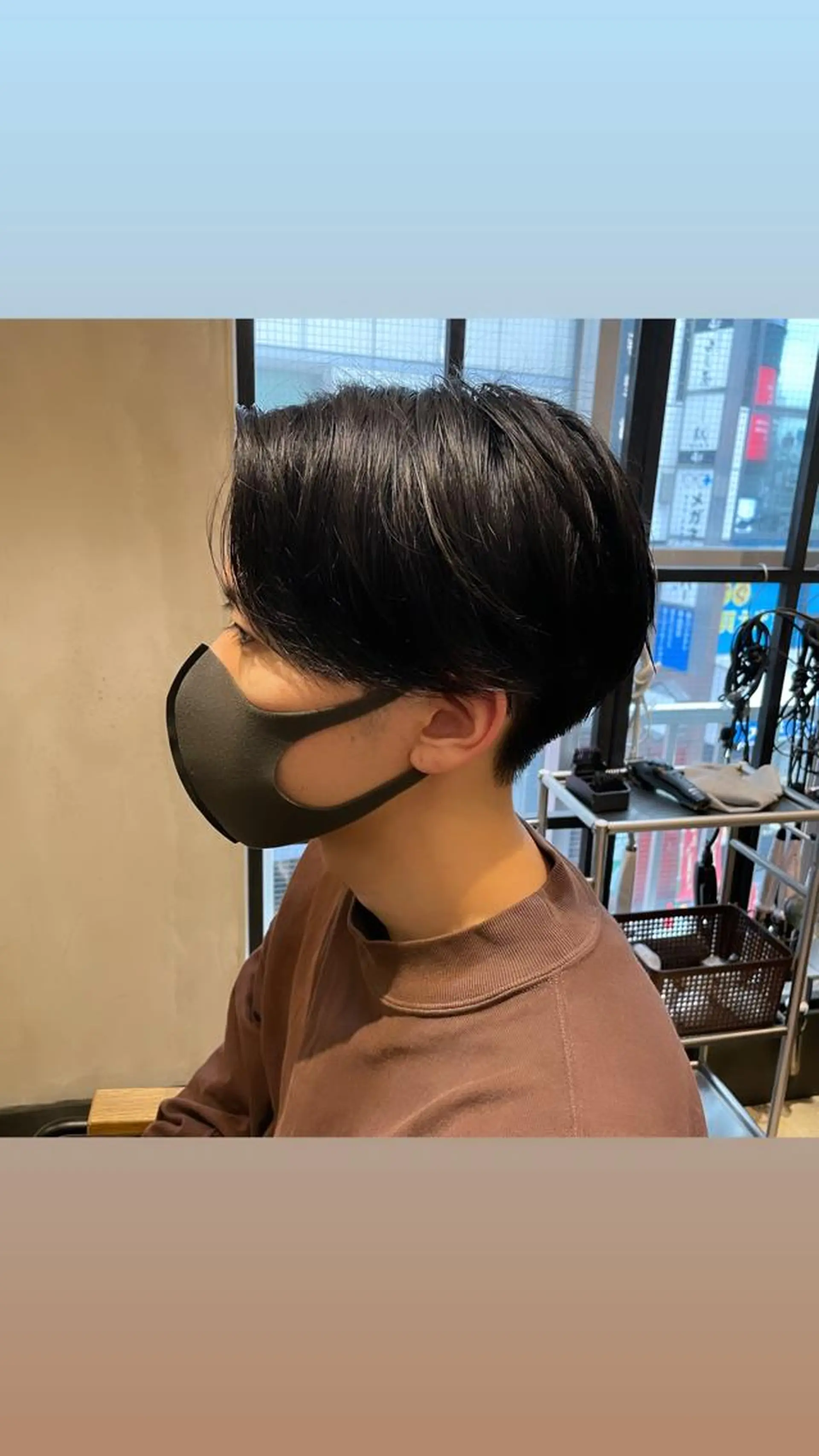 ショート メンズ センターパート メンズパーマ 10月限定モニター 髪質改善美髪矯正のヘアスタイル