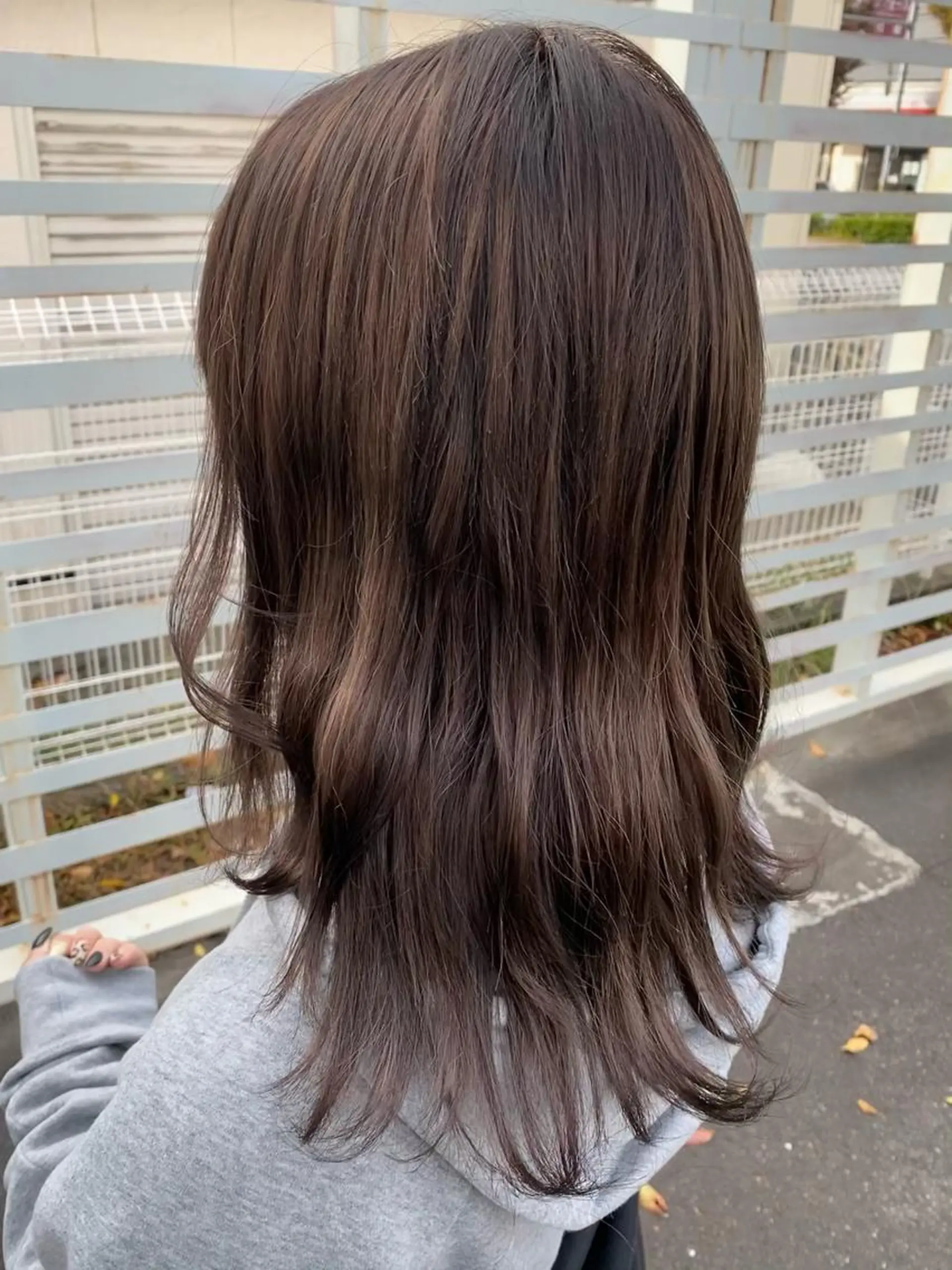 カラー SALOWIN栄 高須大貴のヘアスタイル