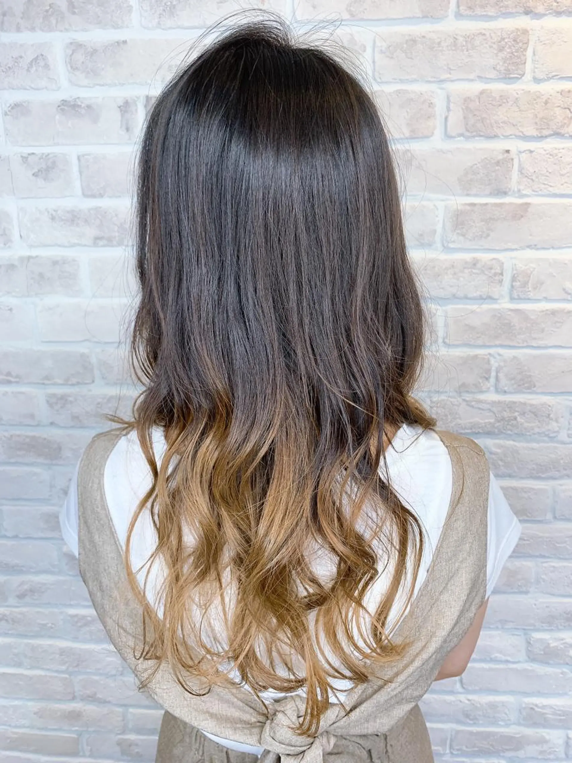 ロング カラー 今雪 聡美のヘアスタイル