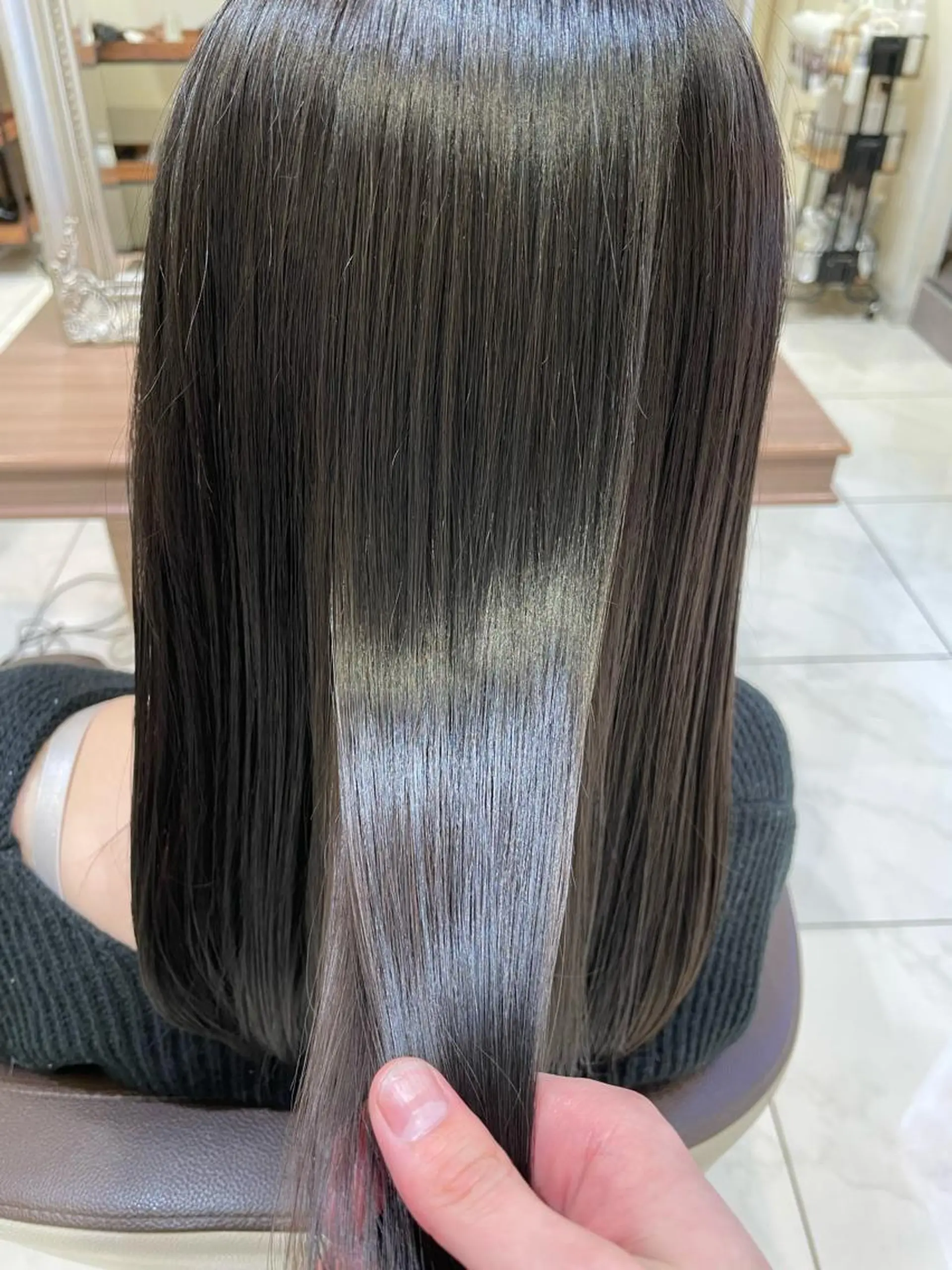 ロング カラー ✨武内凌太✨ 複雑履歴/ムラ修正のヘアスタイル