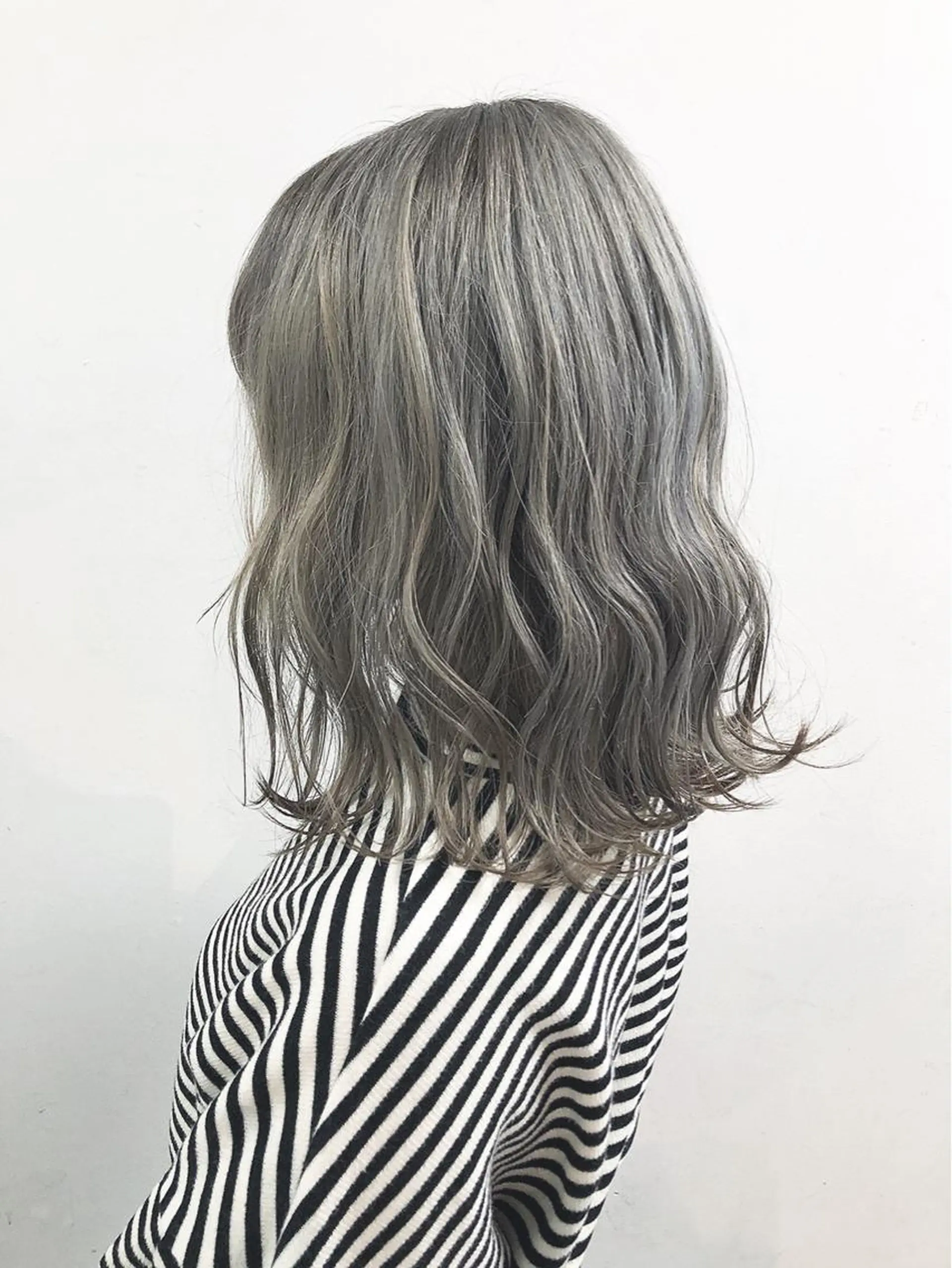 ミディアム カラー ヘアカラー MASAYUKI/ ブリーチのヘアスタイル