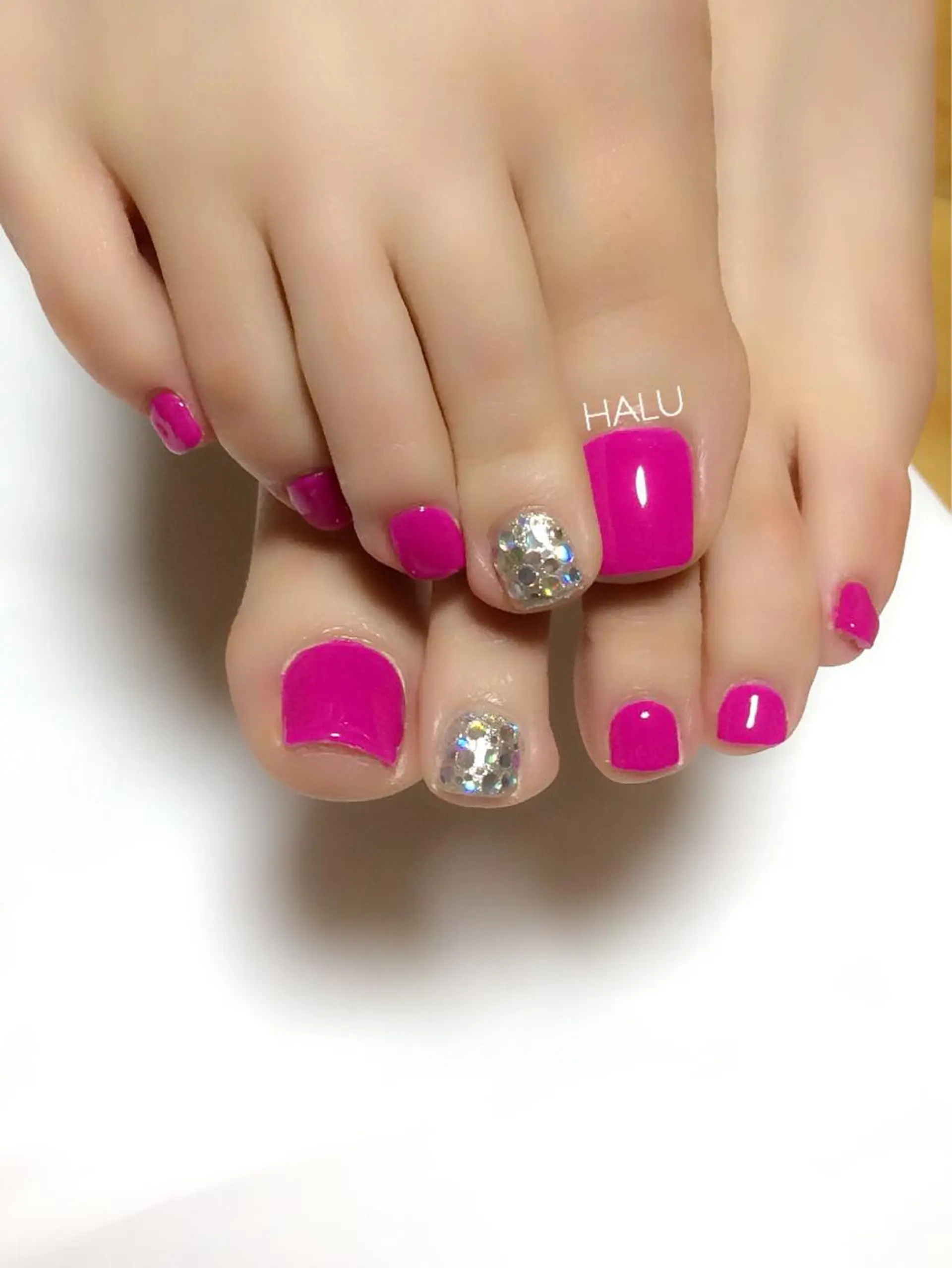 ネイル オーロラネイル ホログラムネイル ピンク シンプルネイル HALU ハルのネイルデザイン