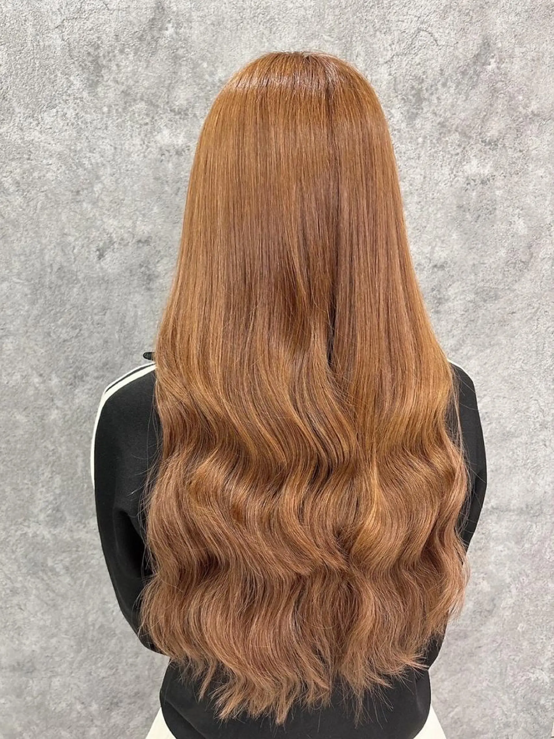 カラー ロング シールエクステ バレイヤージュ ベージュカラー ブリーチ ケアブリーチ エクステ KAZU TACKYのヘアスタイル