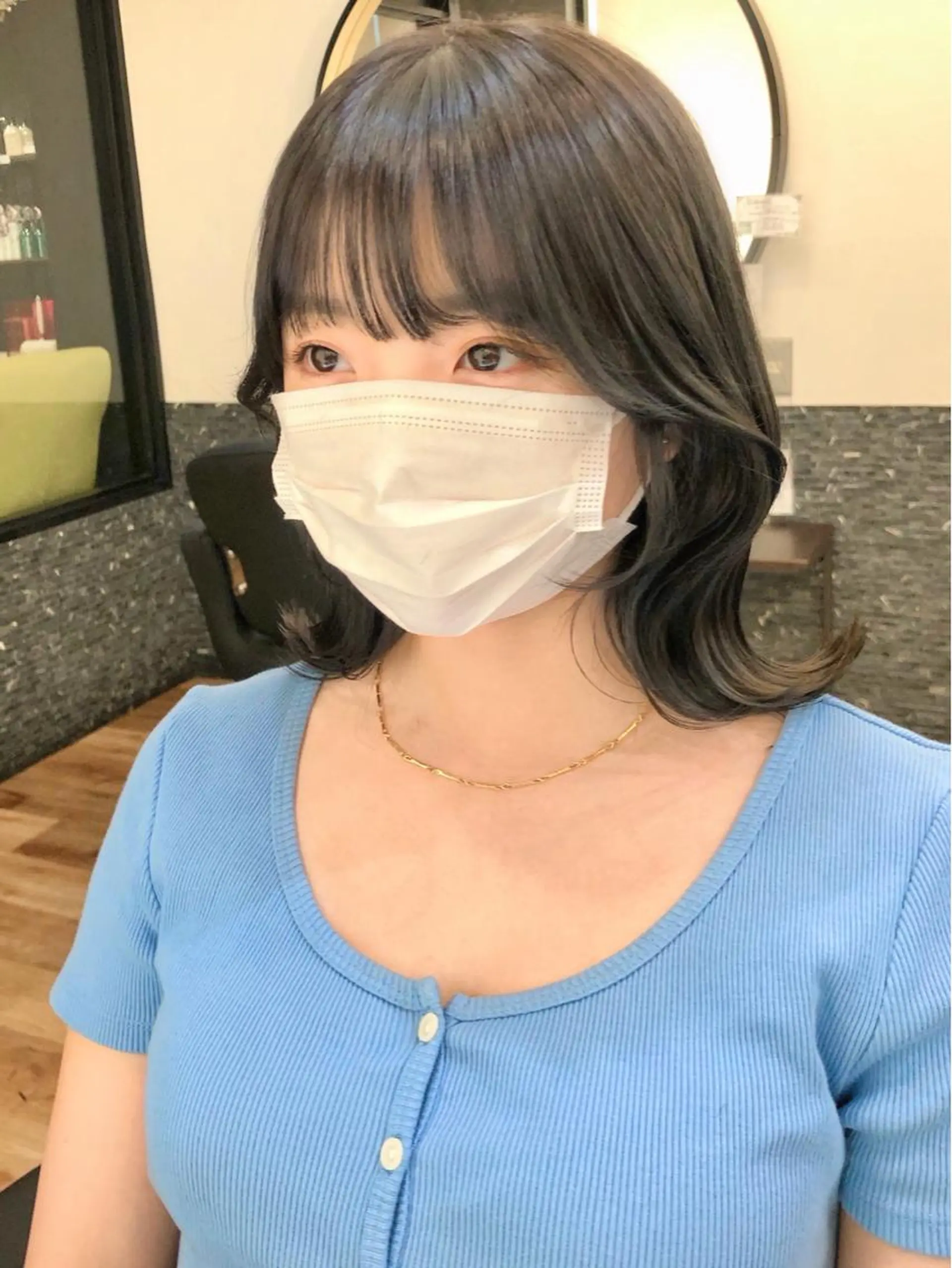 ミディアム カラー 透明感カラー グレージュ 顔周りカット トレンドヘア🌿 chinariのヘアスタイル