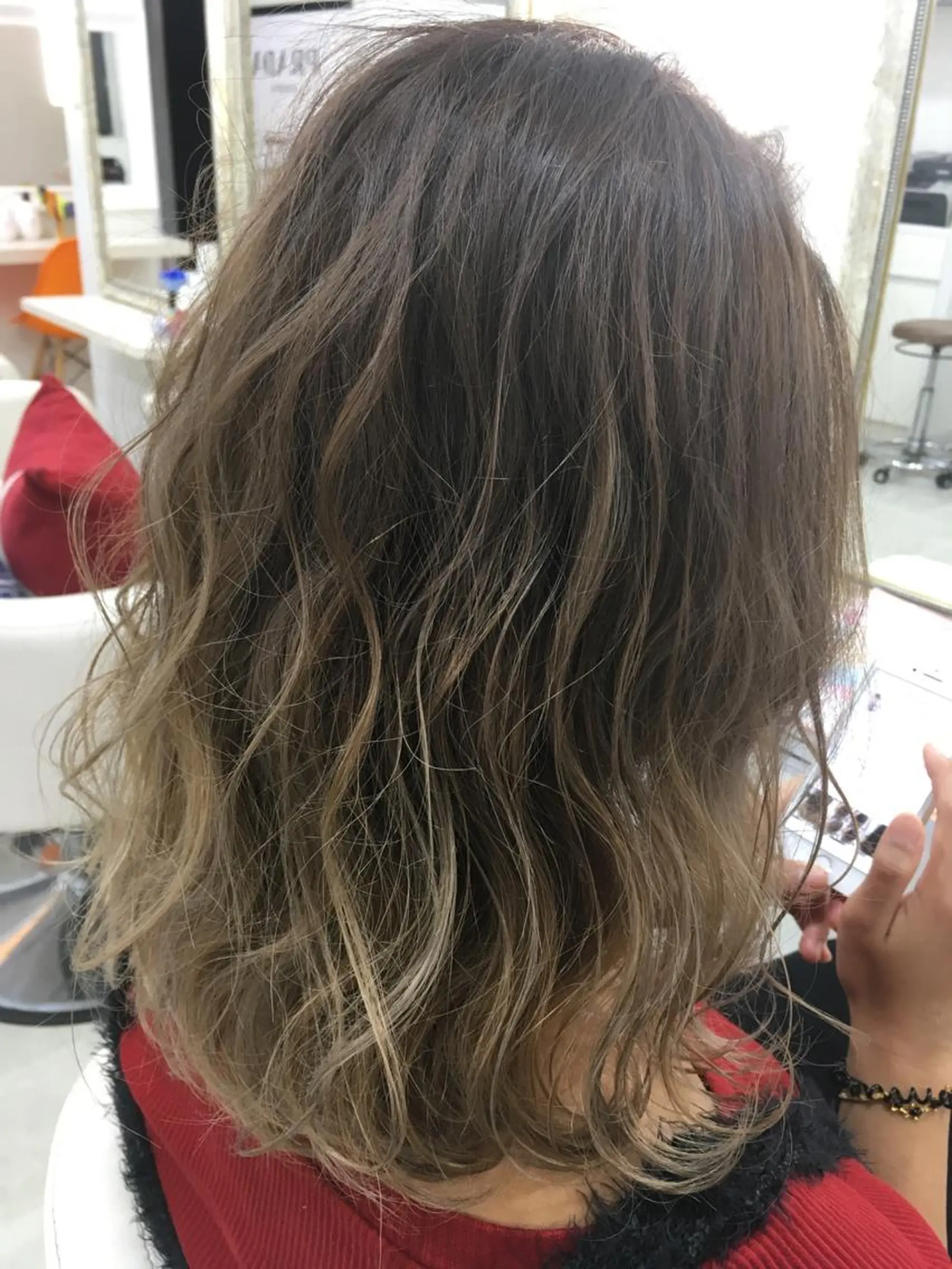 ミディアム カラー 髪質改善 中川　翔のヘアスタイル