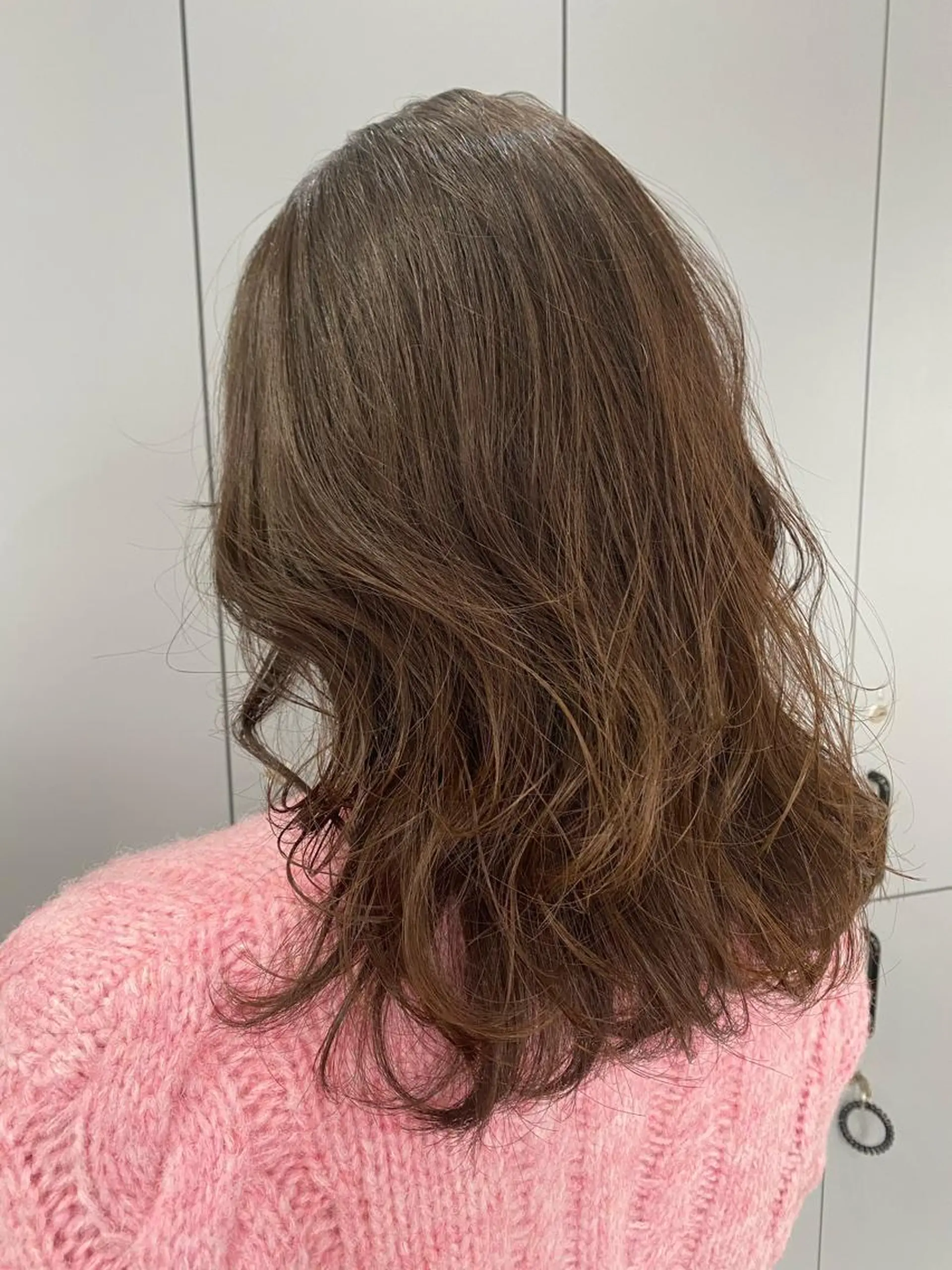 セミロング カラー 狩野 羅夢のヘアスタイル