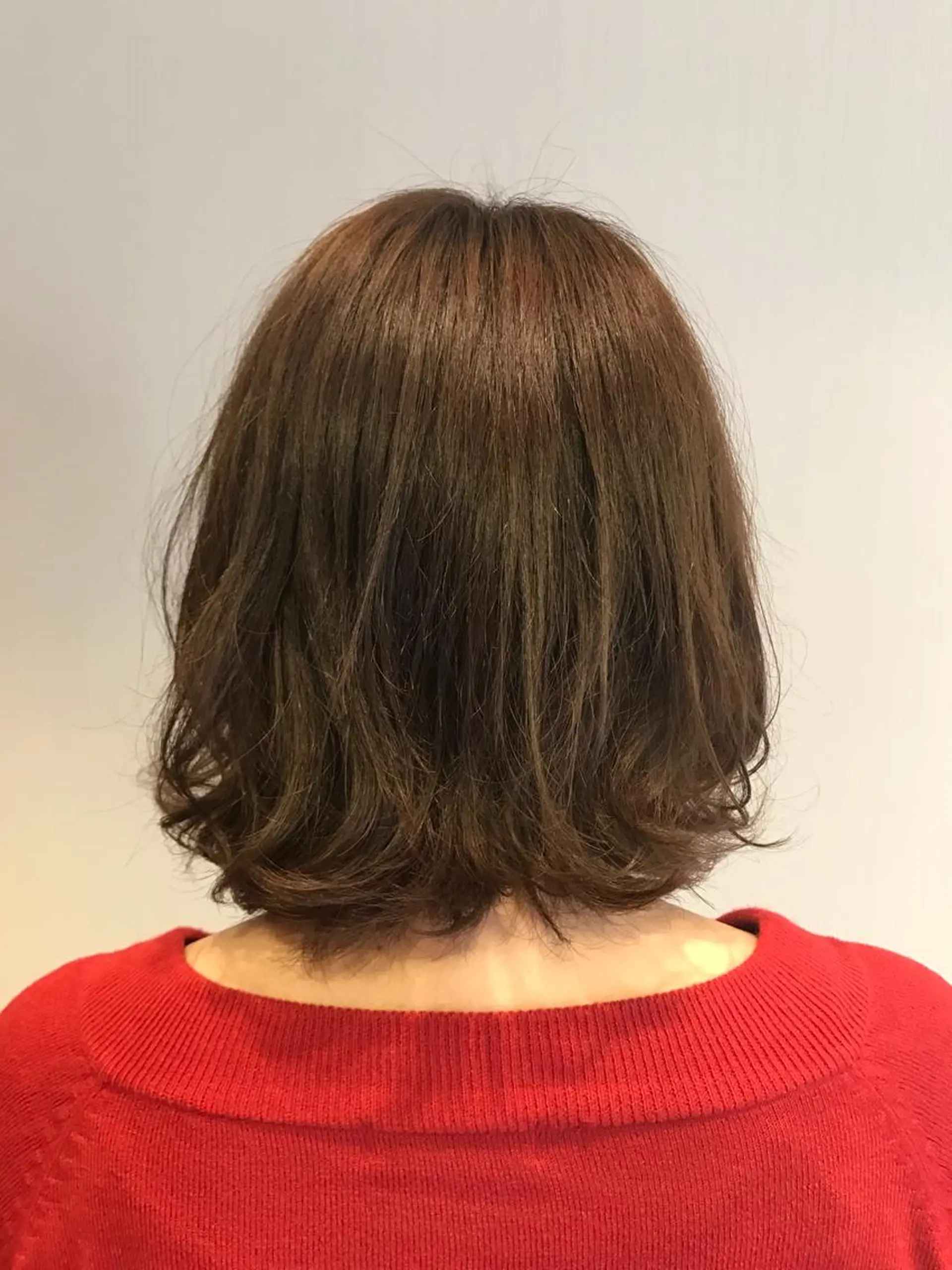 ミディアム カラー ひろせ かなのヘアスタイル