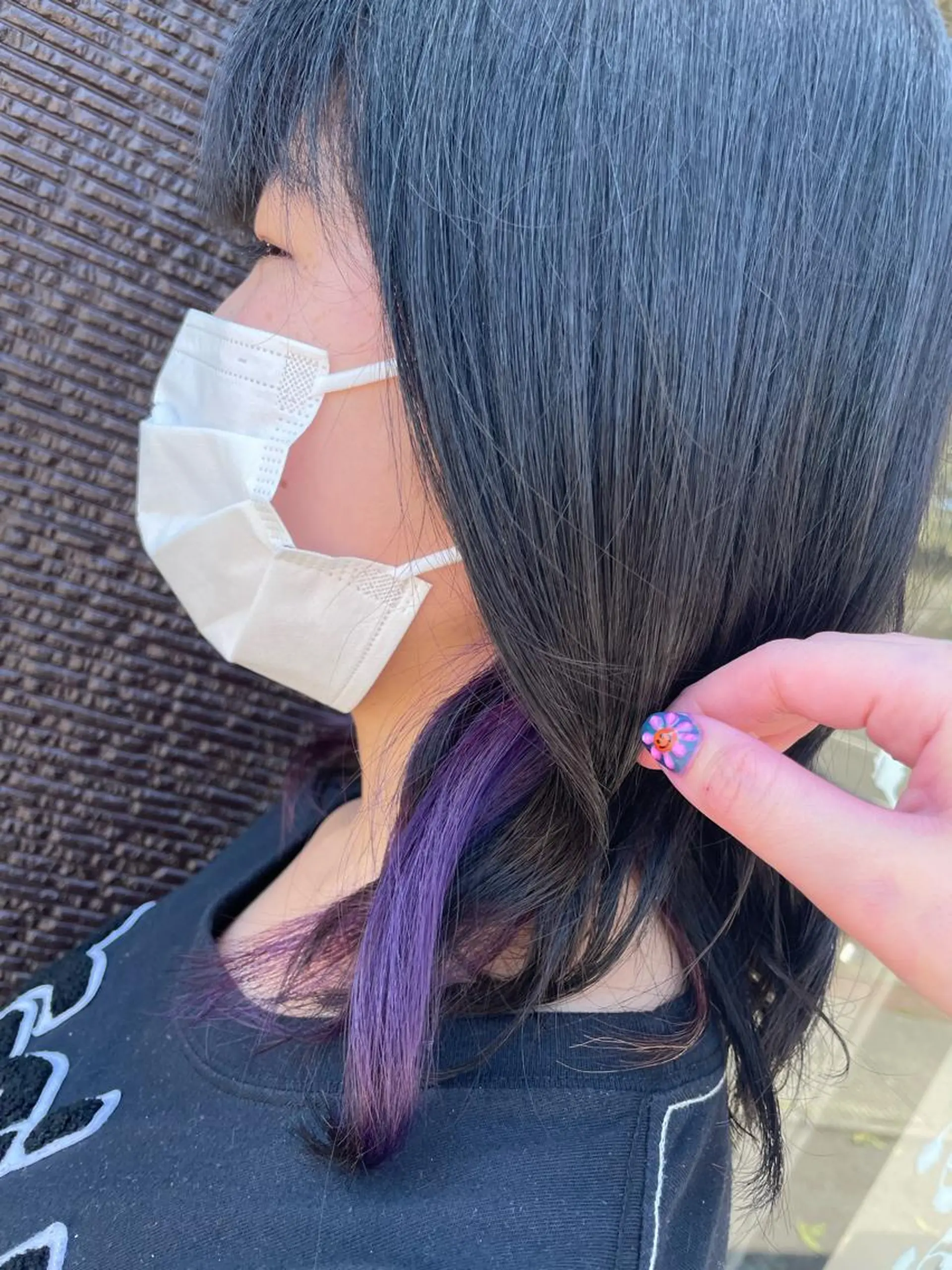 ミディアム 岡本 沙帆のヘアスタイル