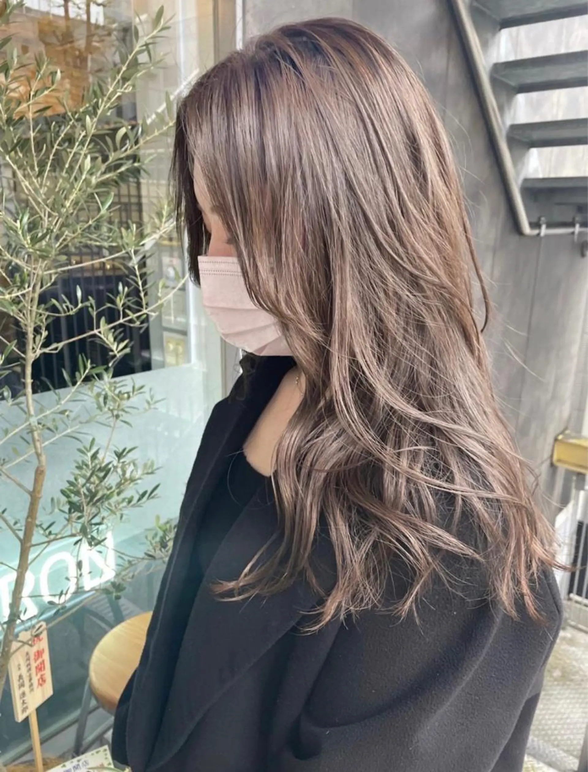 セミロング カラー アッシュ アッシュブラウン ブラウンカラー 透明感カラー 💐ナチュラルヘア Kroda💐のヘアスタイル