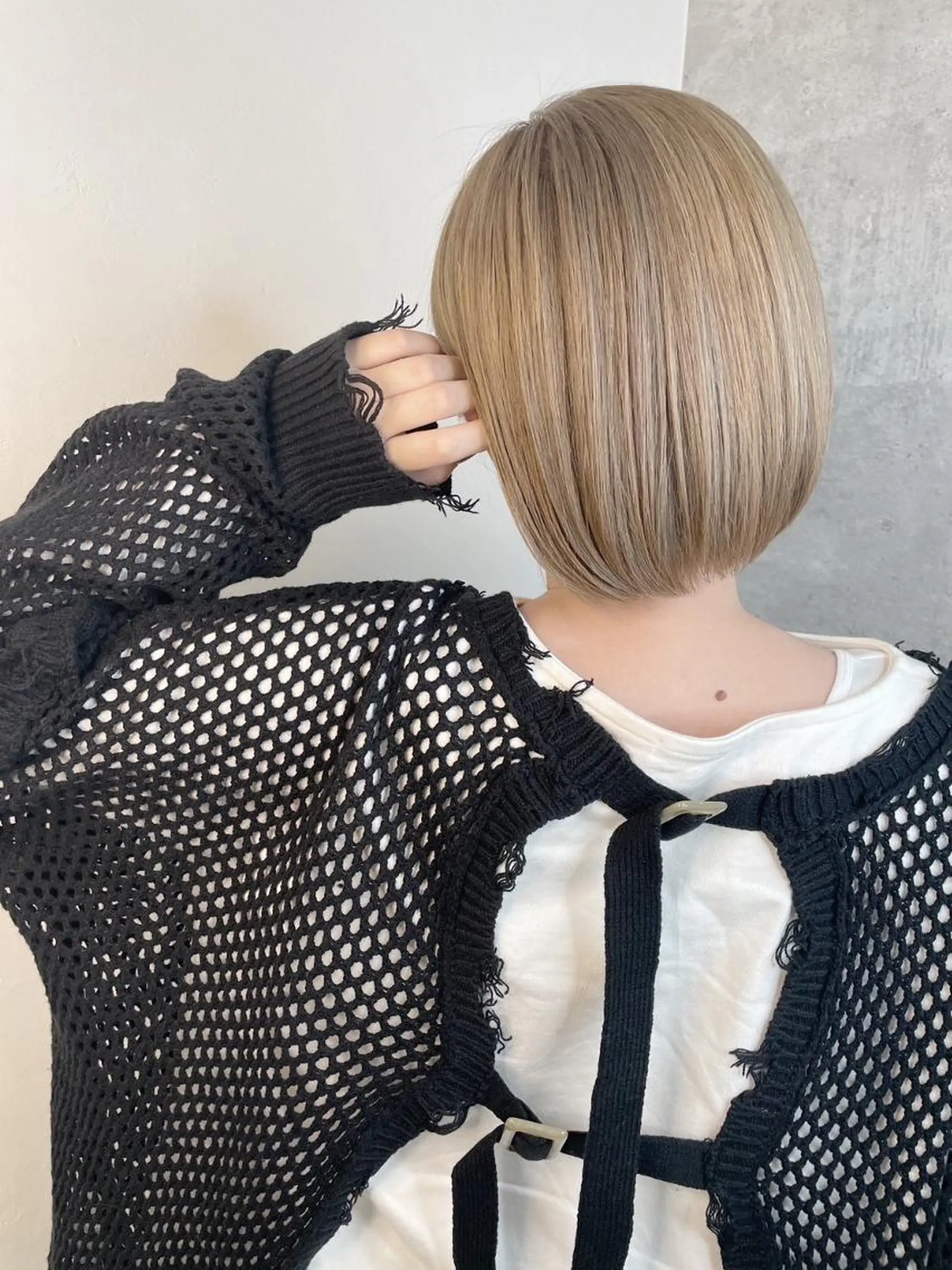 ミディアム 外国人風カラー ハイライト 髪質改善 似合わせカット トリートメント カット ヘアカラー トリートメント BUCKS【天王寺】 バックス【駅30秒】のヘアスタイル