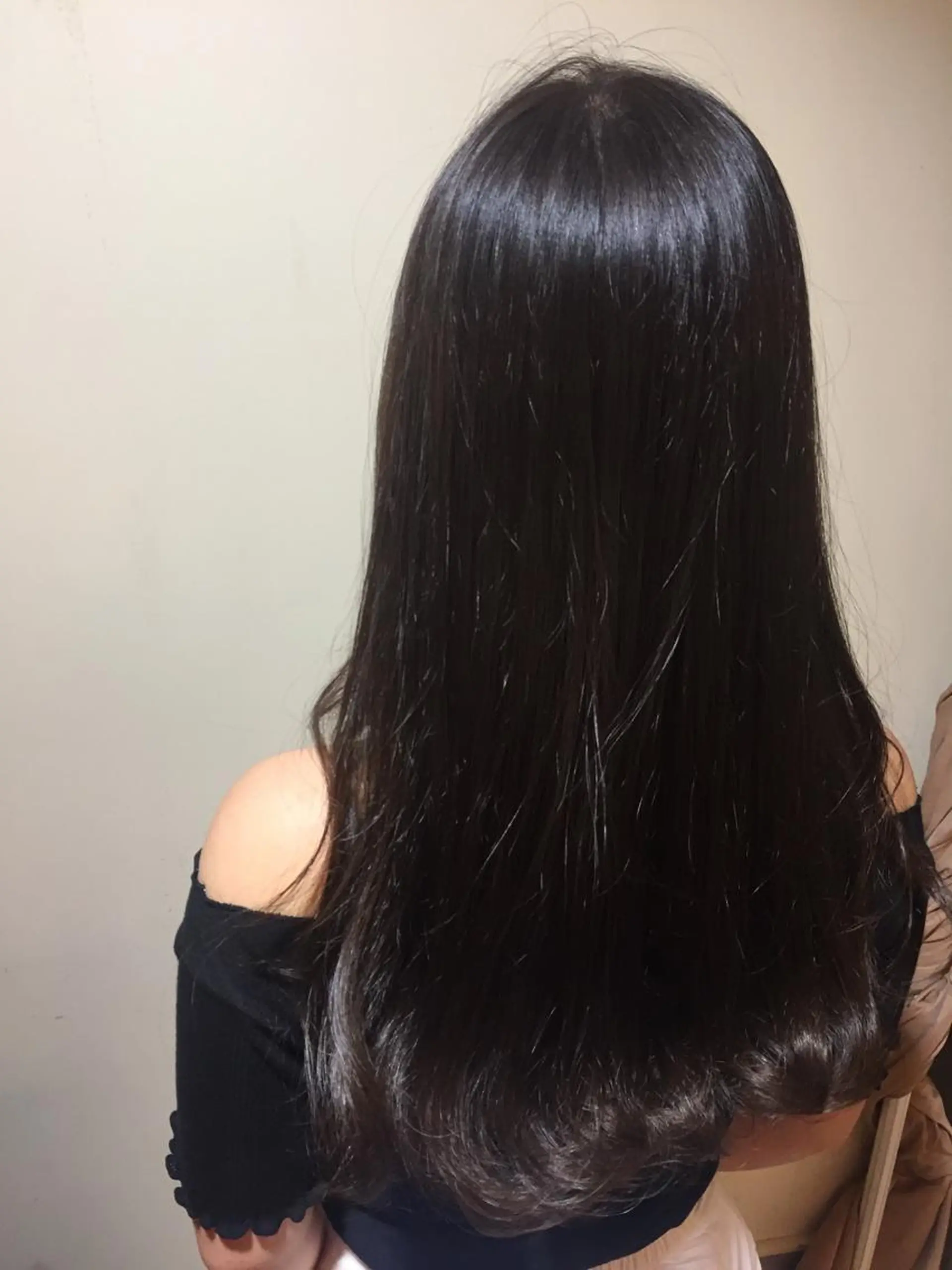 ロング カラー 加藤 綾華のヘアスタイル