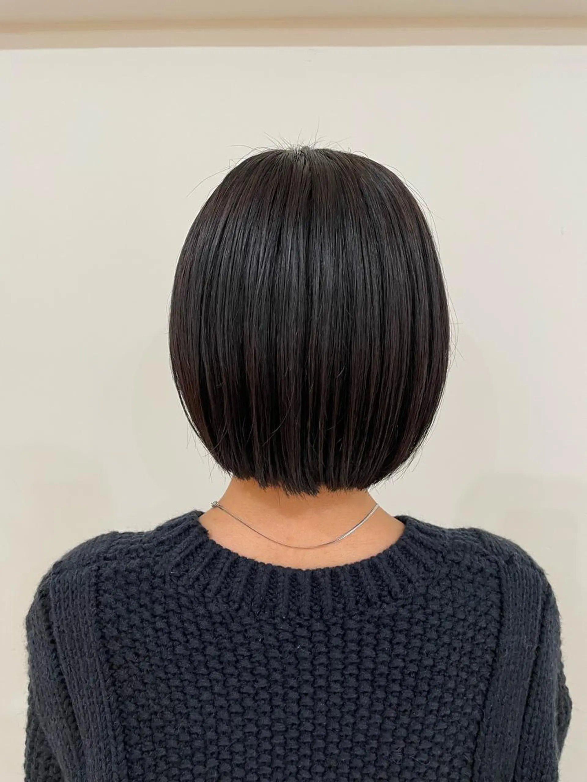 カラー アッシュ 大津 寧々のヘアスタイル