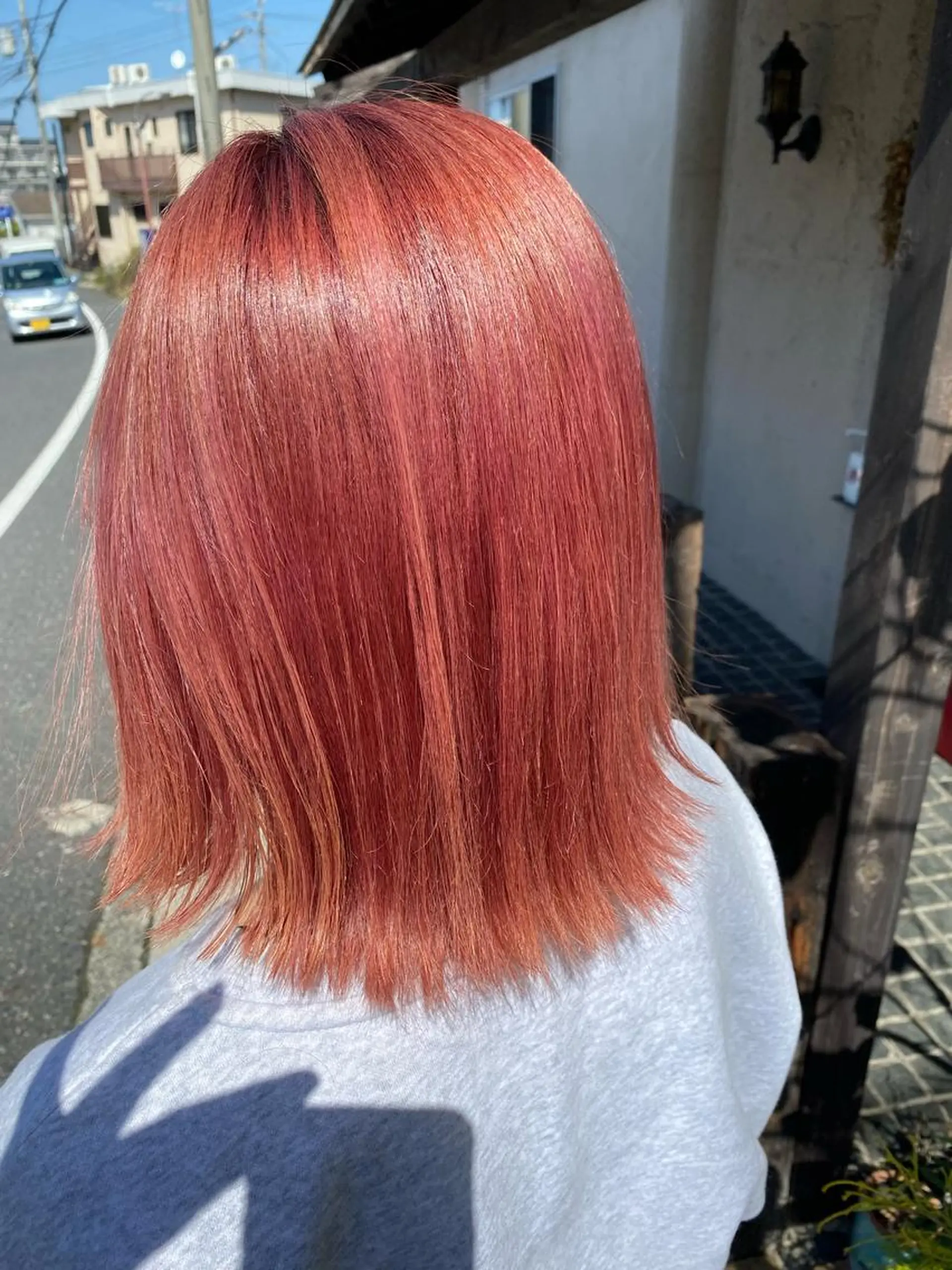 ミディアム M. YURIのヘアスタイル