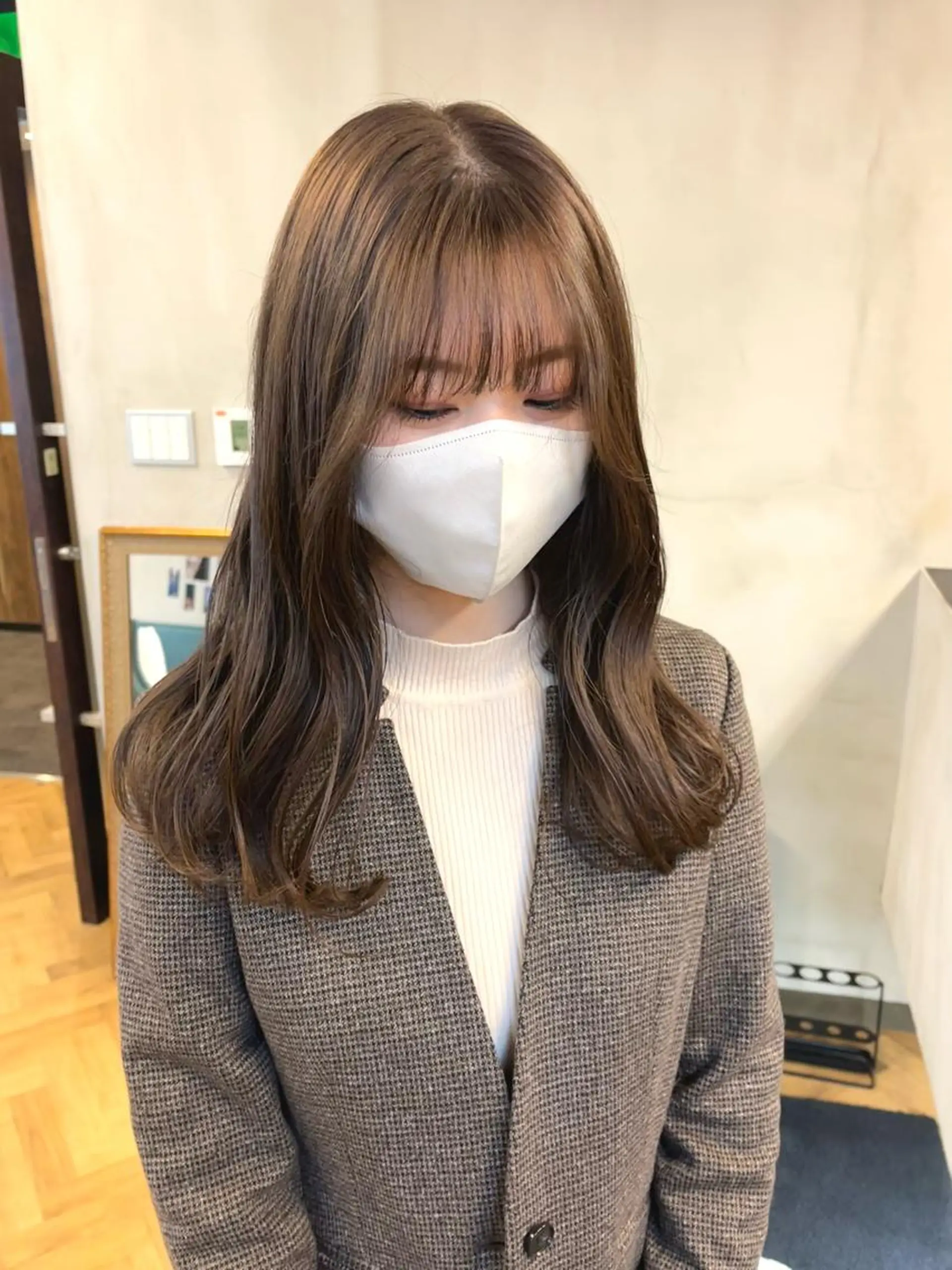 ロング カラー ブリーチ 透明感カラー グレージュ ena/ブリーチなし 透明感・レイヤー🎀のヘアスタイル