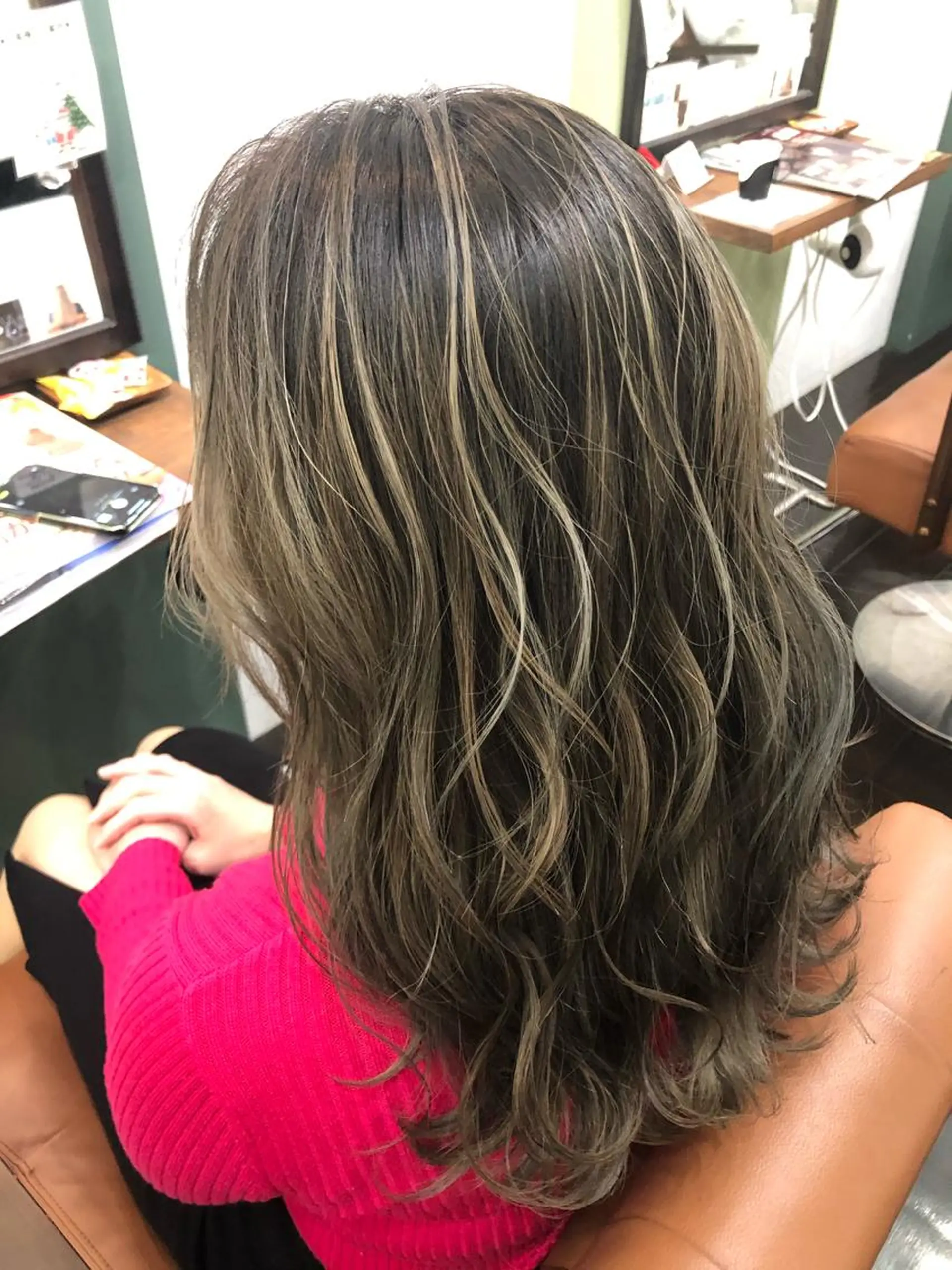 セミロング ヘアカラー トリートメント 竹下 了史のヘアスタイル